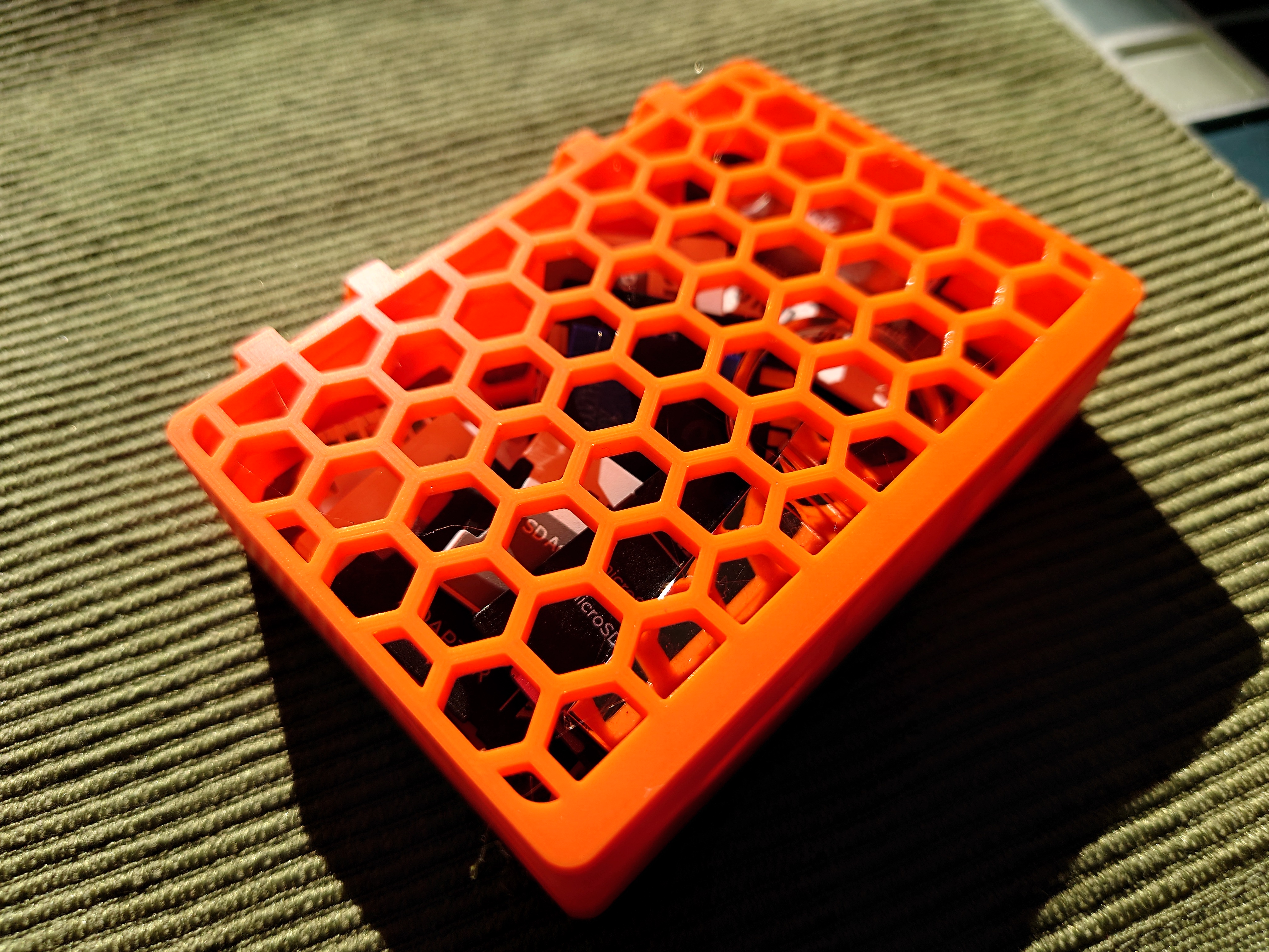 Miniatura 3 do modelo 3D Sealable Hexagon Box