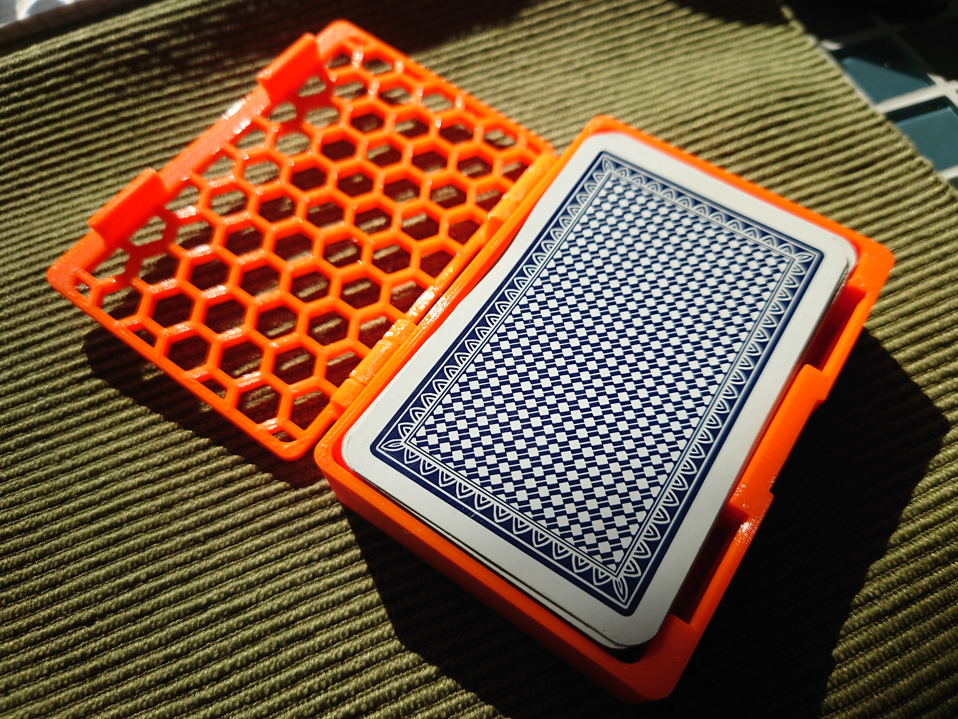 Miniatura 4 do modelo 3D Sealable Hexagon Box