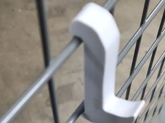 Wire wall hook