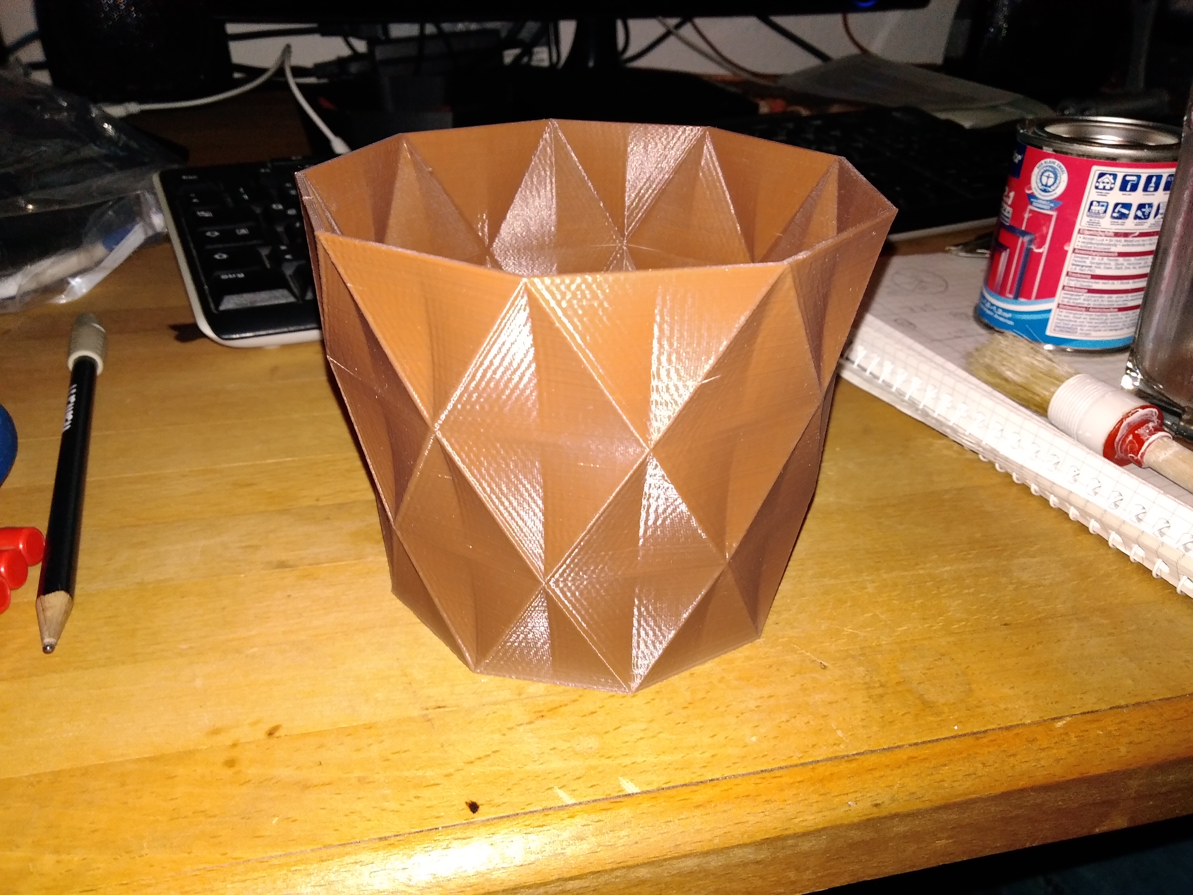 Vase / Pot / Bin
