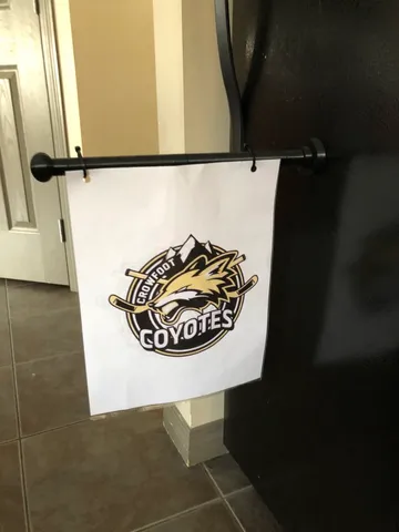 Small banner/flag holder