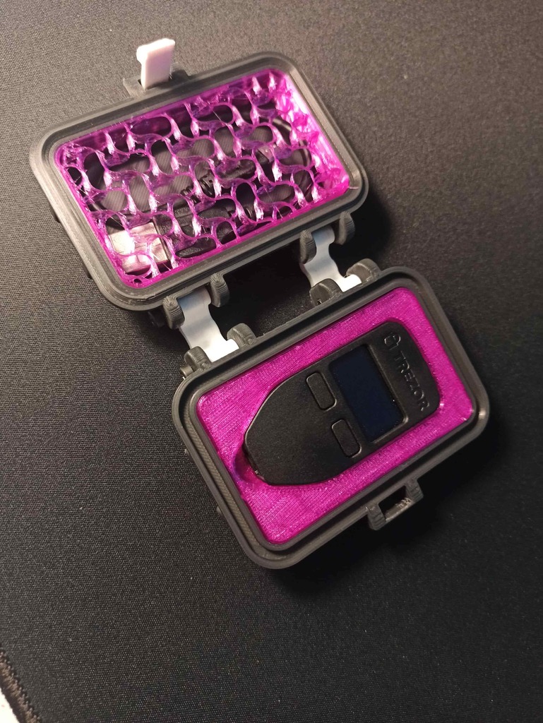 Miniatura 4 do modelo 3D Trezor case