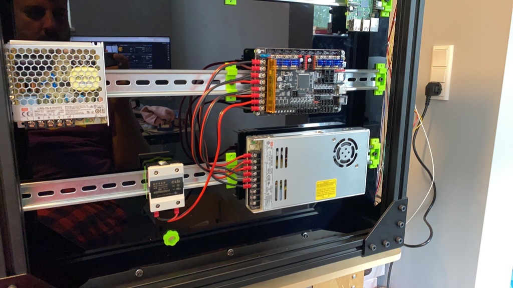 Din rail mount by Christian Pedersen Download free STL model