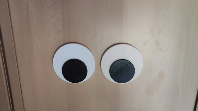 Big Snap-Together Googly Eyes