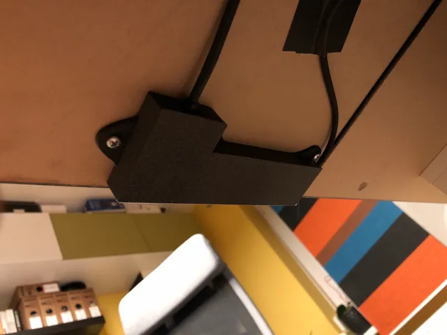table case for USB hub and SD-card reader