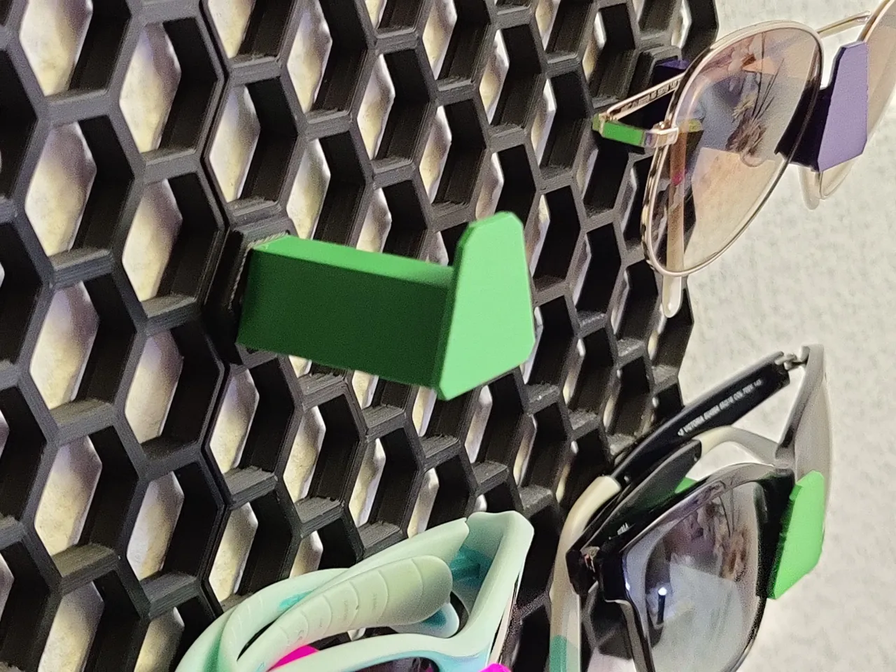 Safety glasses holder - Learn ColorFabb