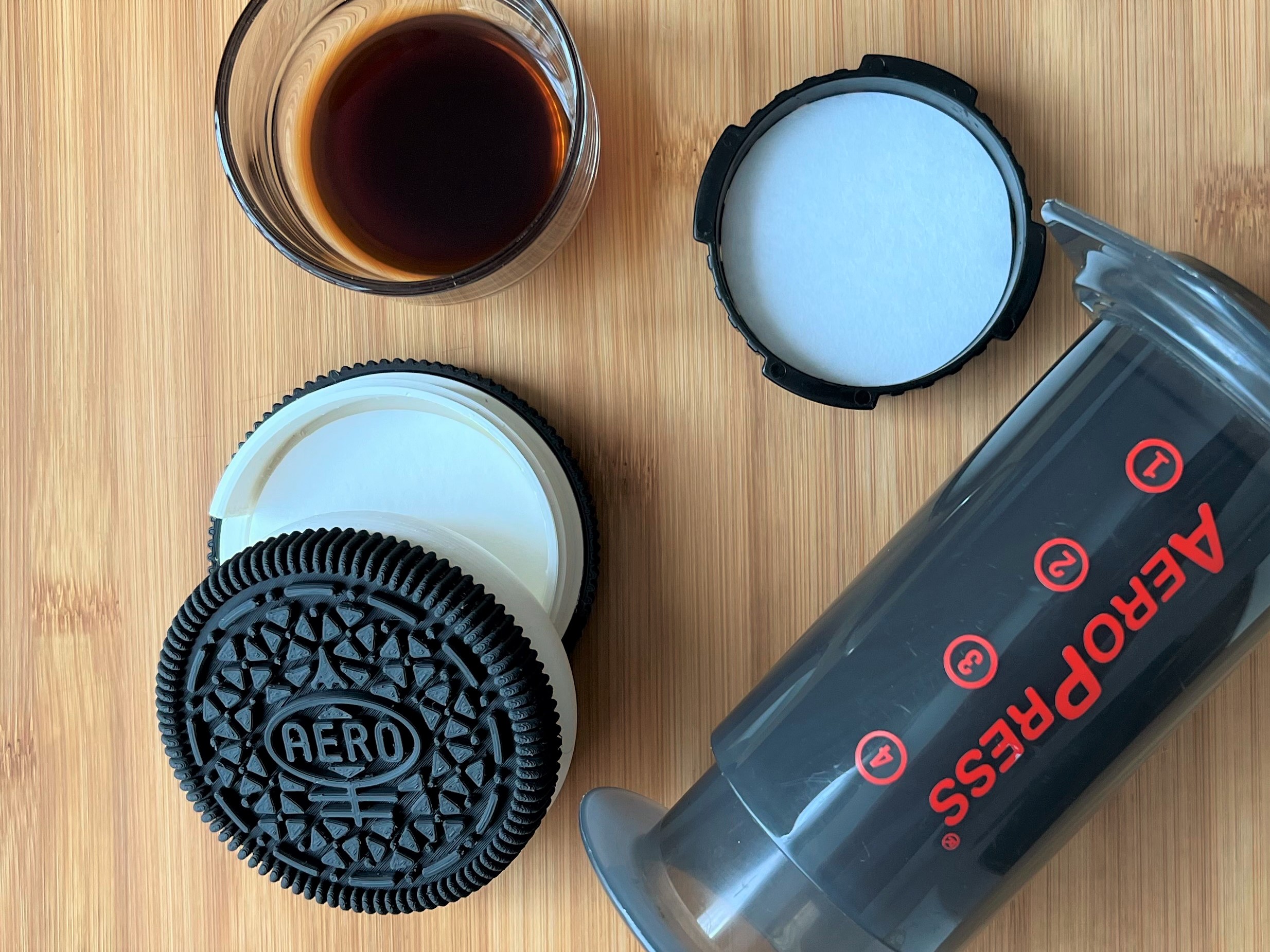 Oreo-inspired Filter Holder for AeroPress