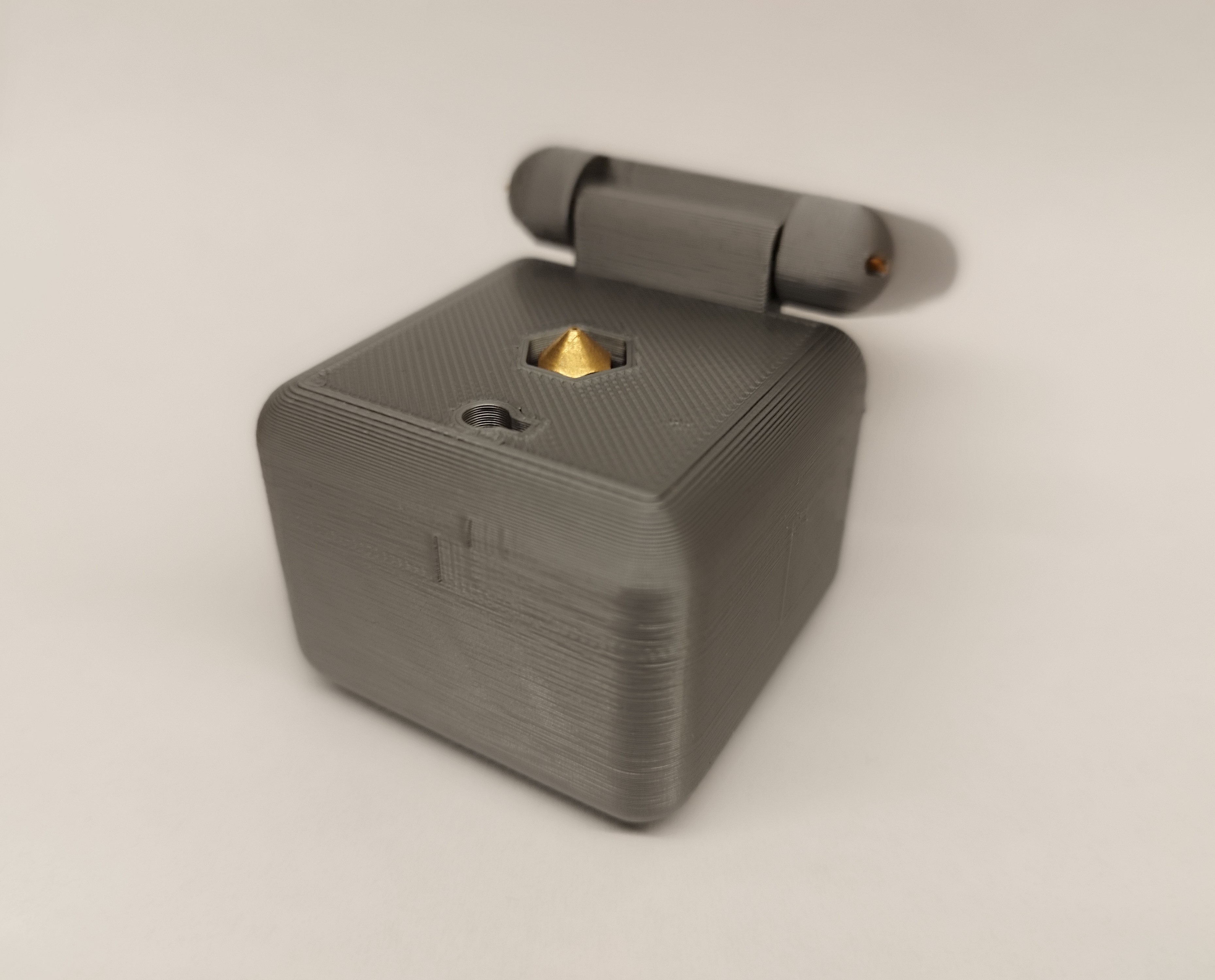 Lockable Nozzle Box — thumbnail 2