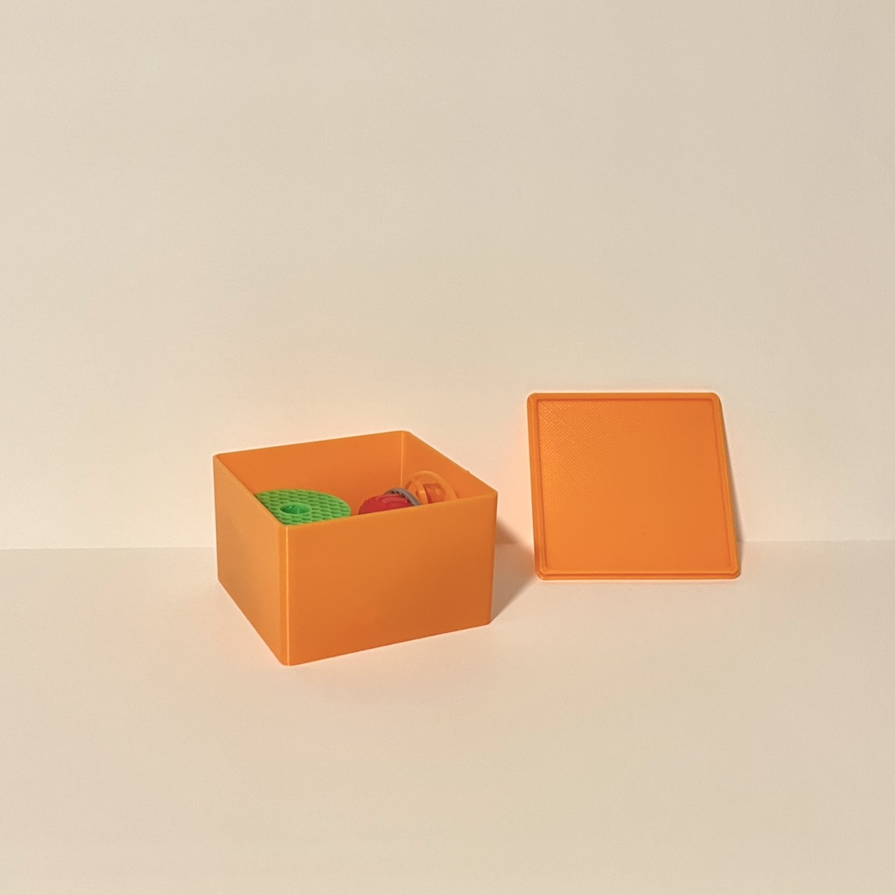 Snap Lid Box