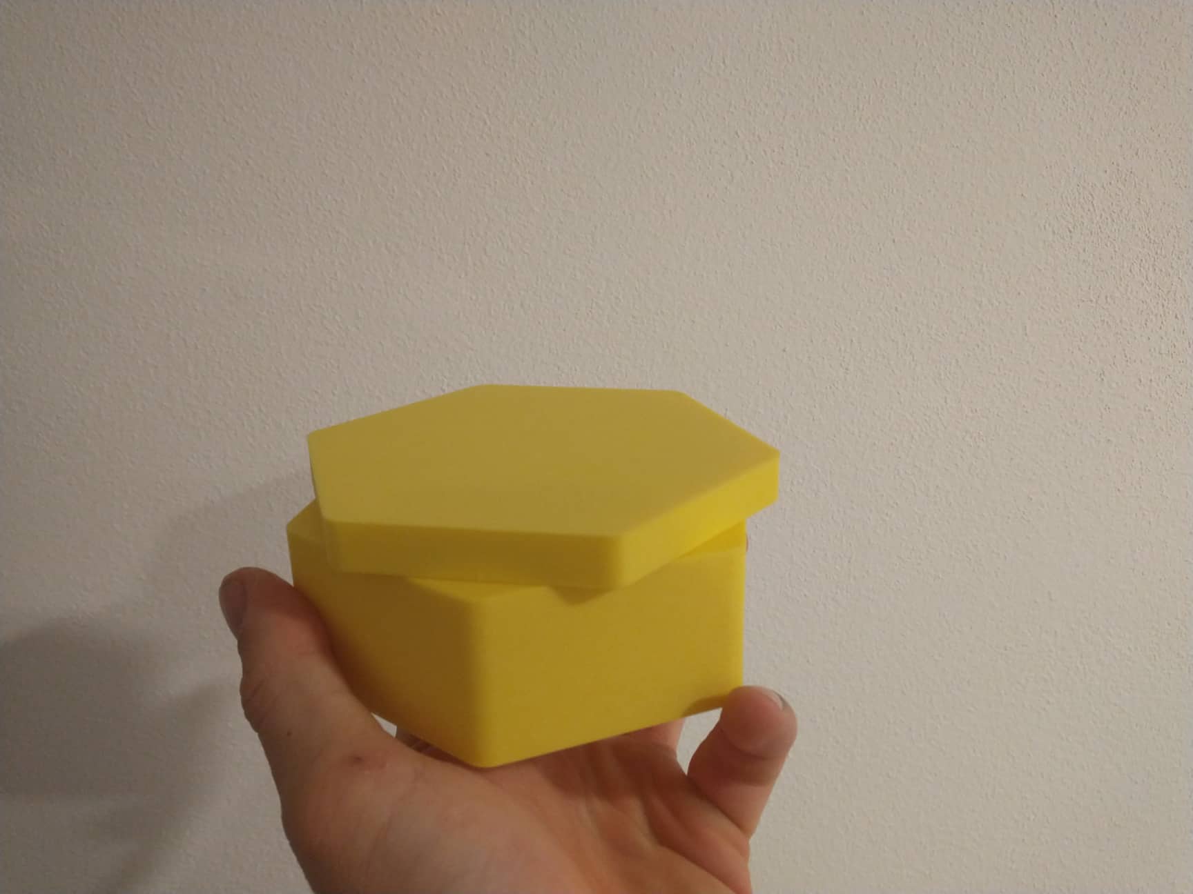 Miniatura 2 do modelo 3D Hexabox with simple close