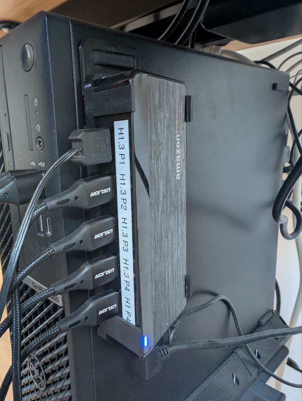 Amazon basics USB hub magnetic mount