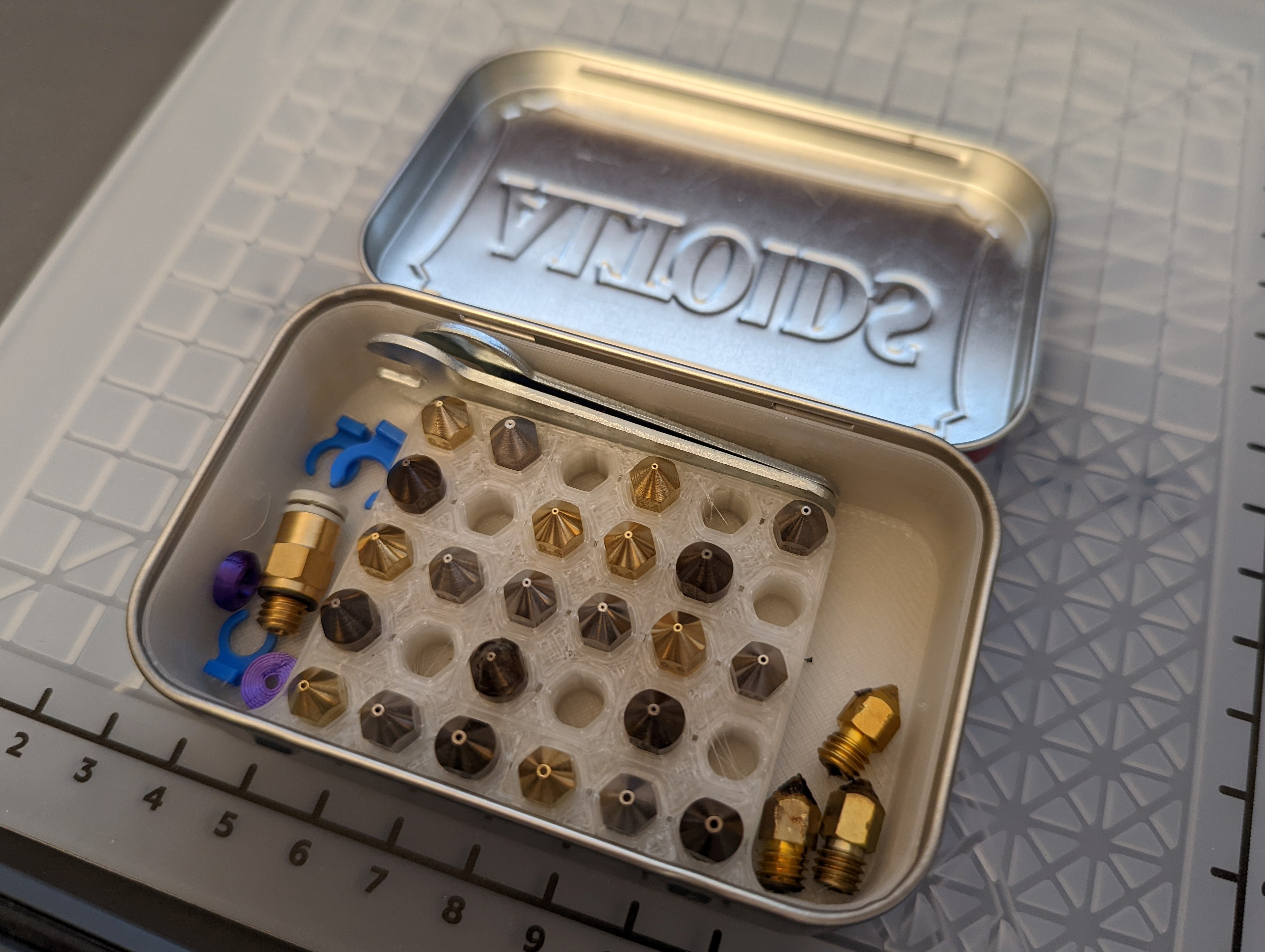 Altoid MK8 Nozzle Holder by Rogue8t3 | Download free STL model ...