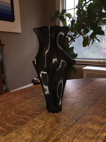 Slender amphora (Gorgeous Vase)