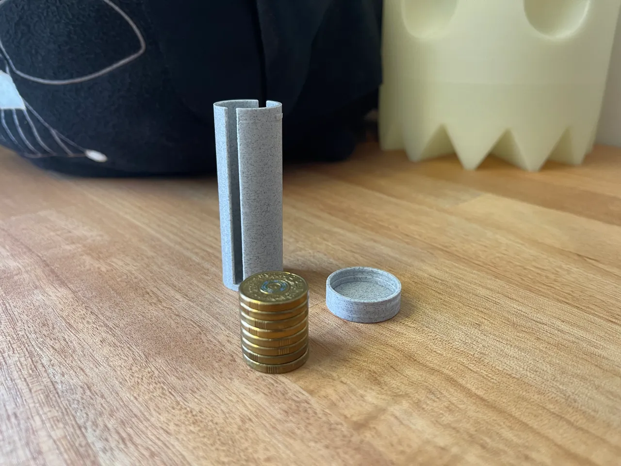 Australian 2 Coin Roll Holder by amnotdaniel Download free STL