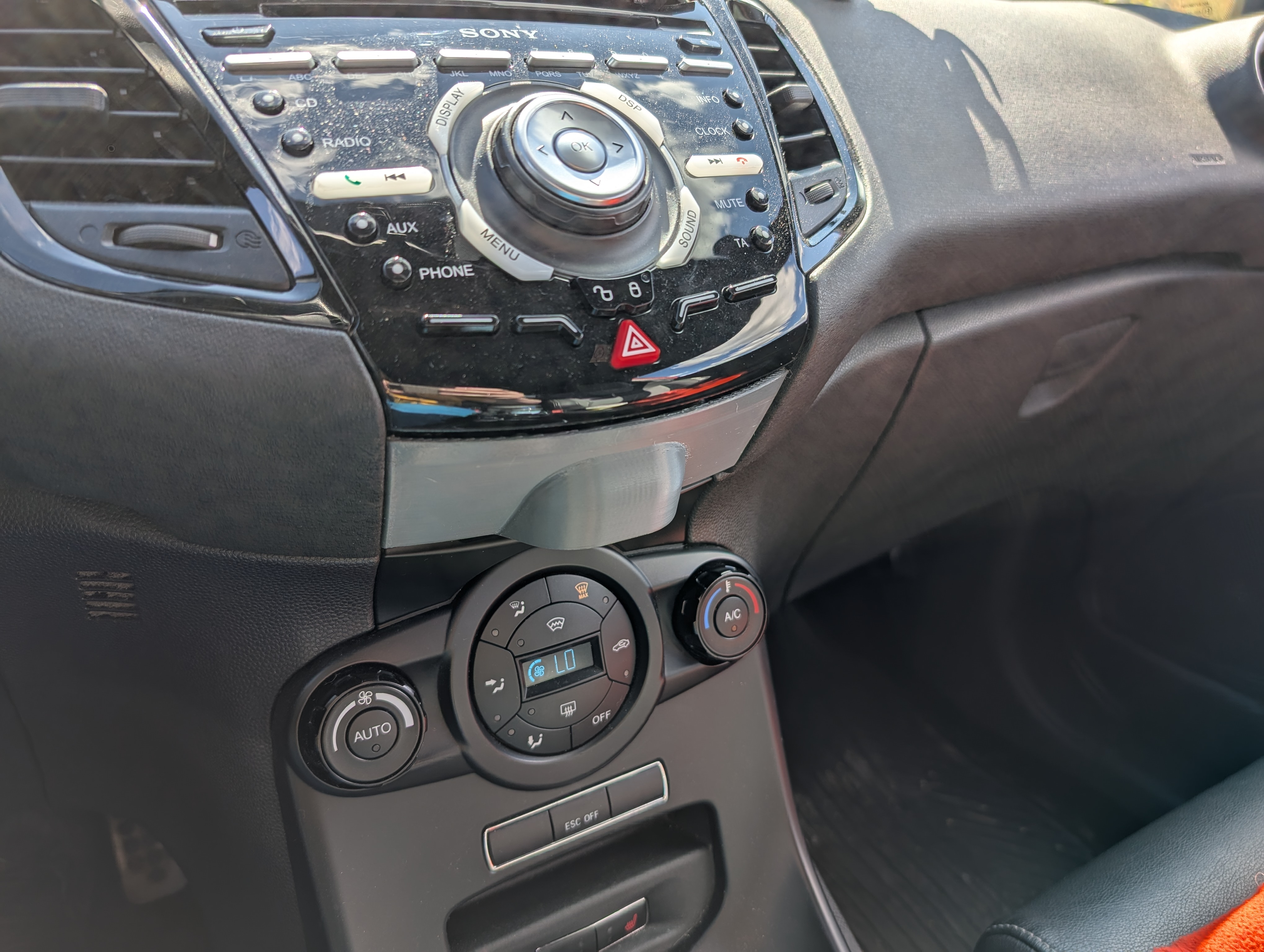 Fiesta drawer for center dashboard
