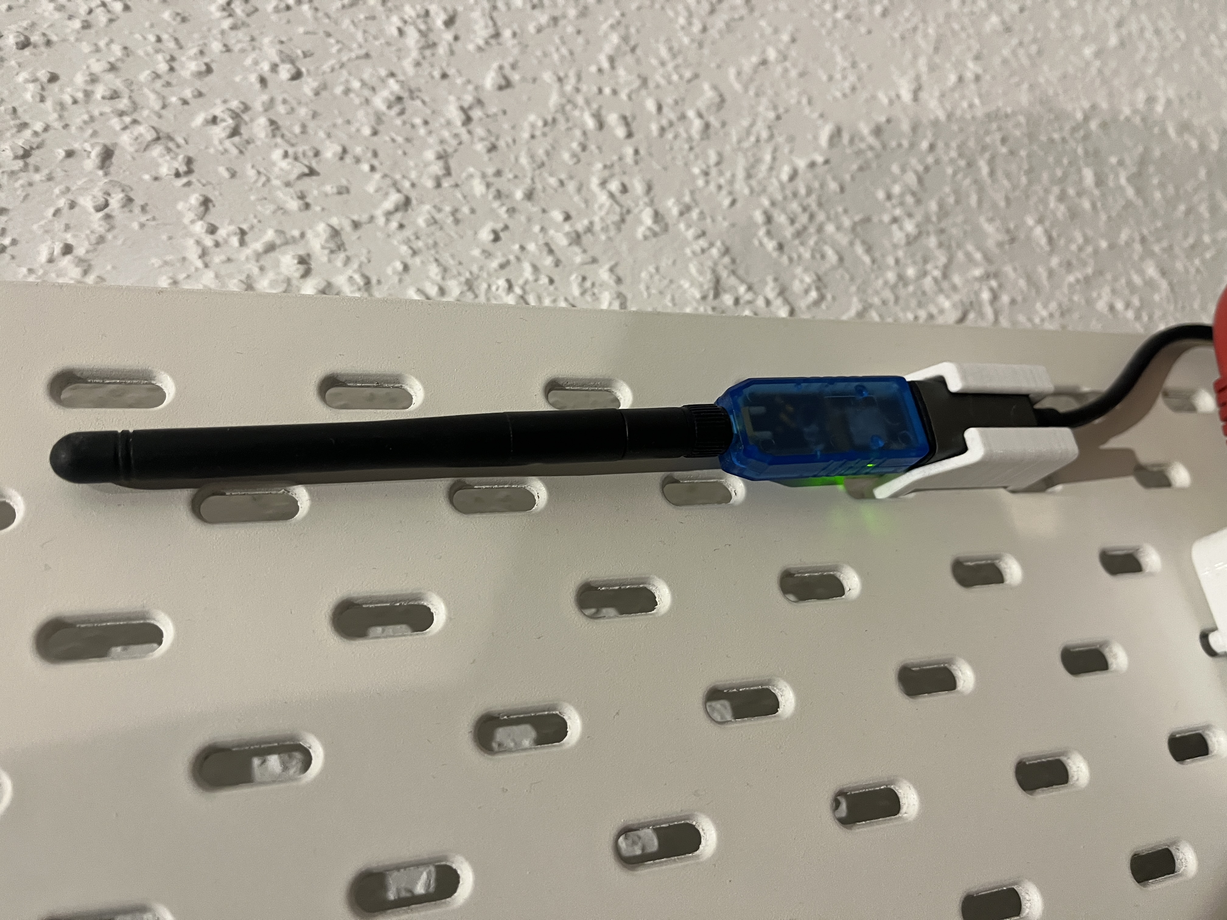 Skadis USB-Cable holder 3D model