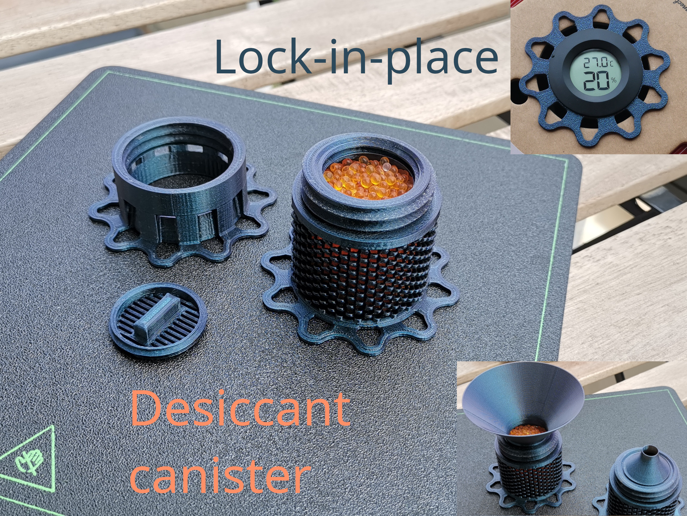 Lock-in-place in-spool desiccant (silica gel) container with optional hygrometer 3D model thumbnail