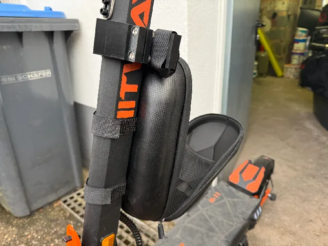 Hitway H11 Bag and Airtag-Holder