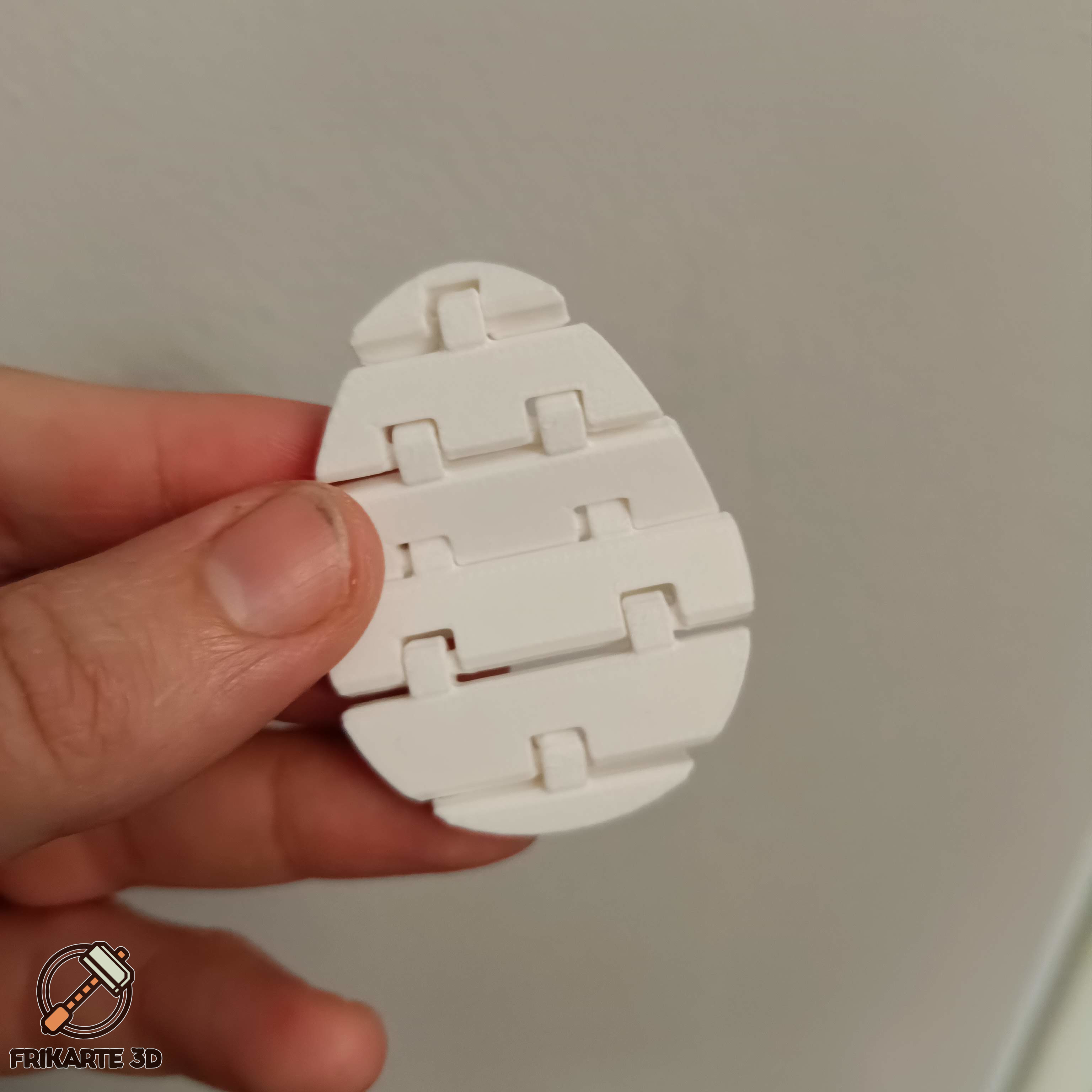 Miniatura 2 do modelo 3D Flexi Easter Egg