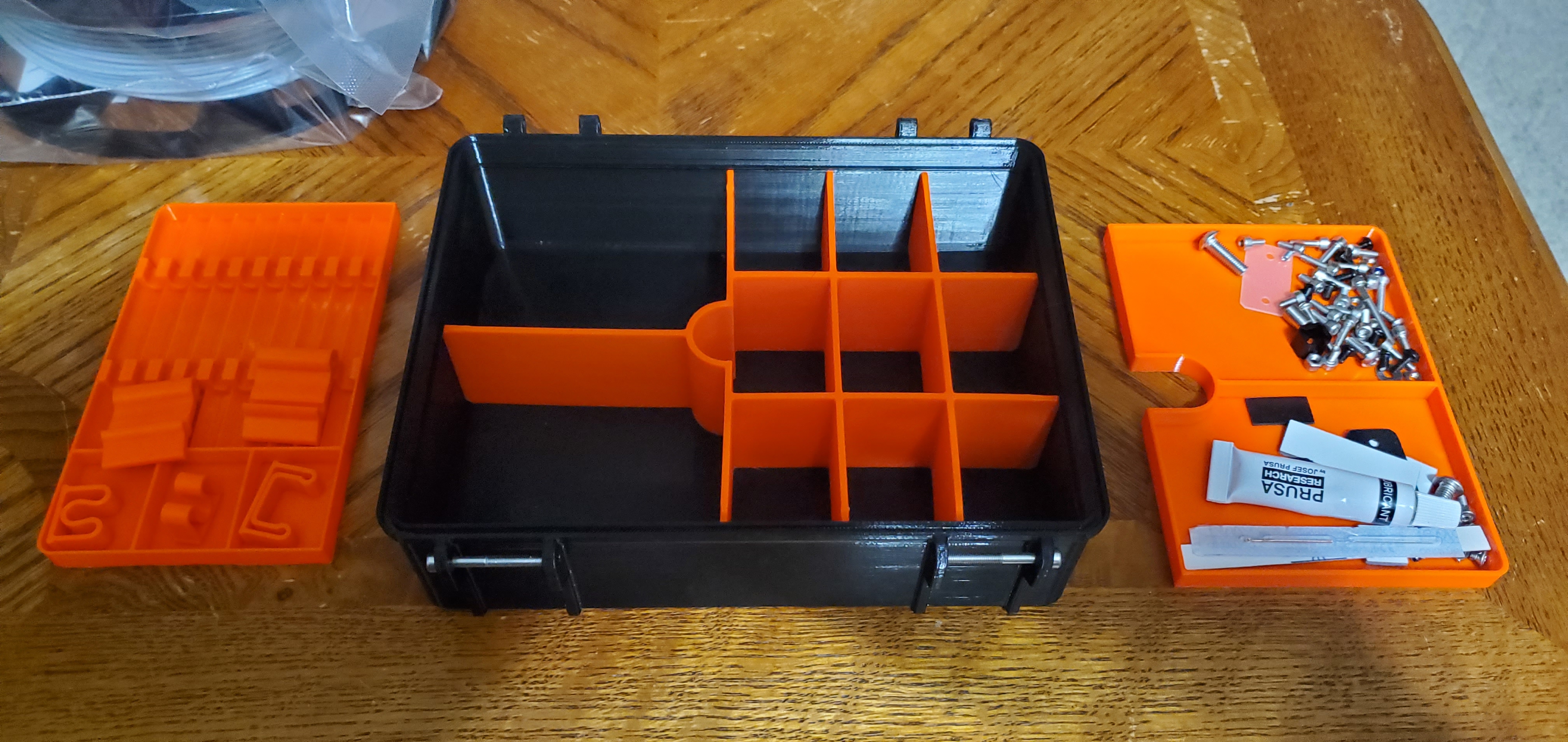 Divider Grid and Tray Support for Prusa Tool Box v2