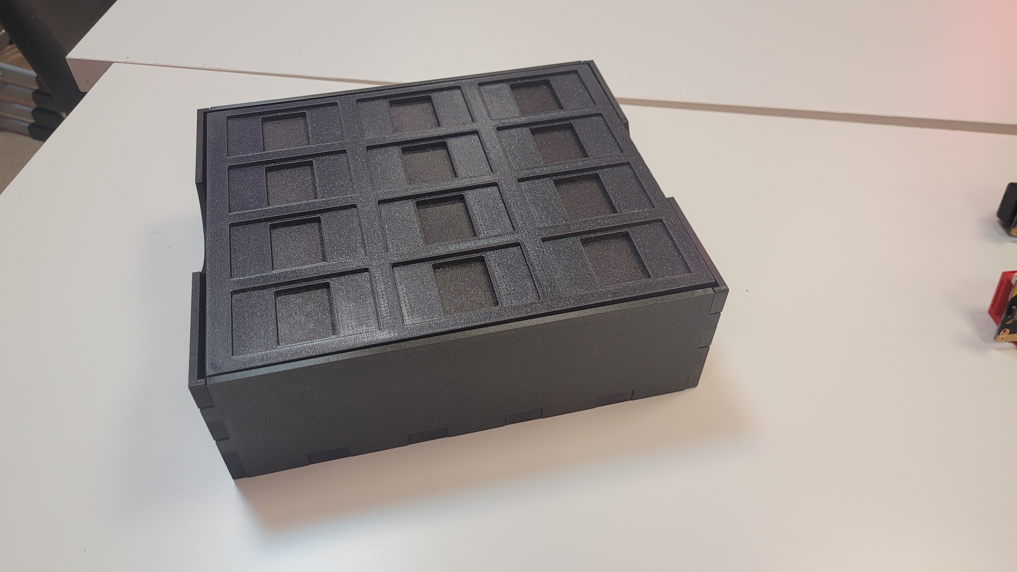Miniatura 3 do modelo 3D Micro:bit Storage & Display Box