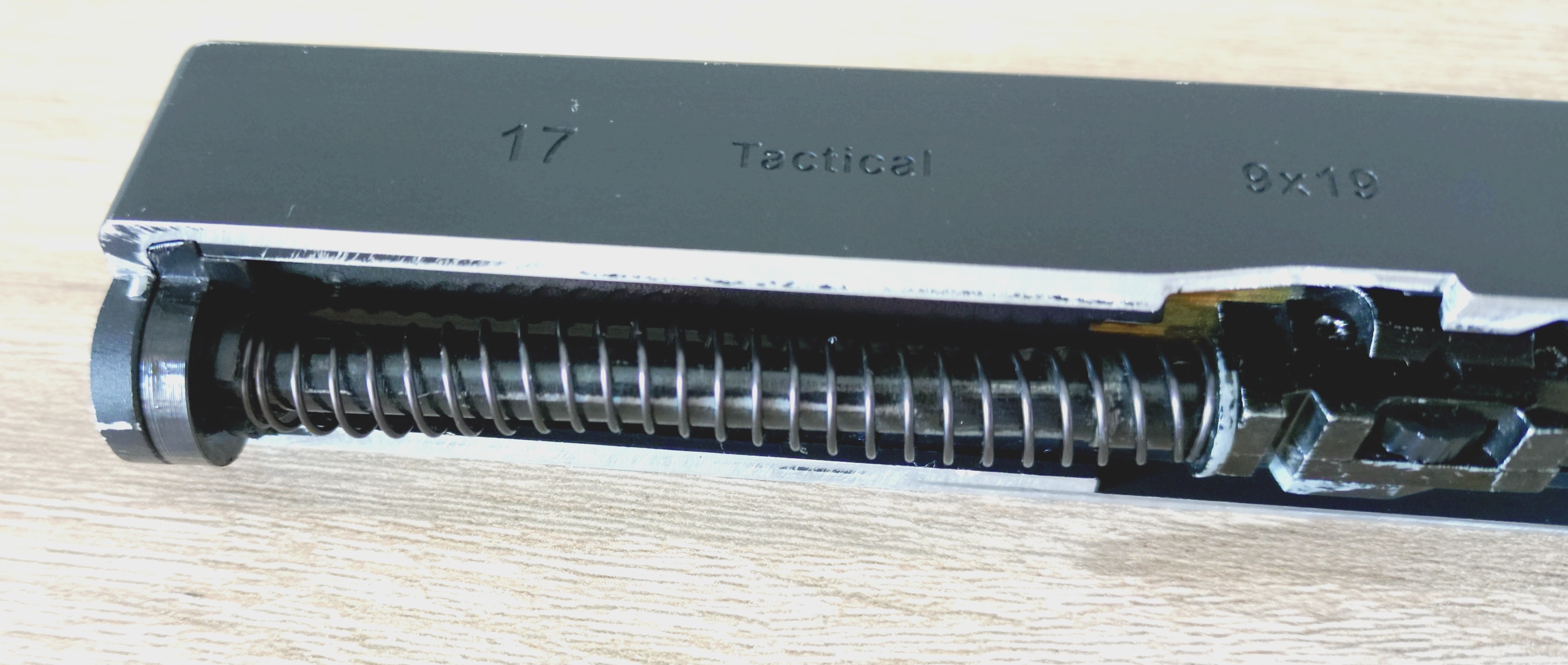GLOCK 17 - SPRING GUIDE SLIDE SPACER