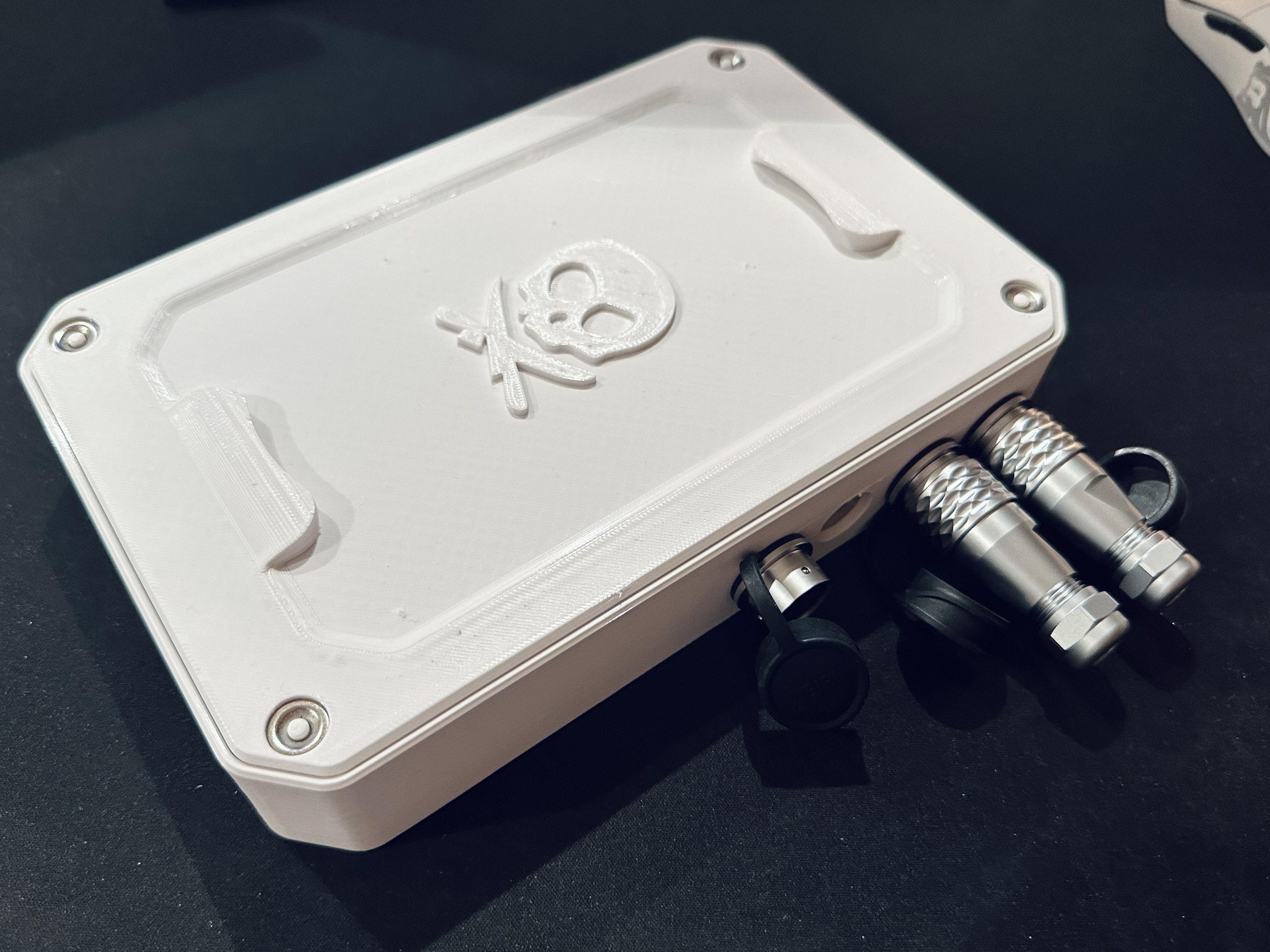 Electrical Junction Box for Wago Clamps with Modular Mounts and Magnetic  Lid by pixelwave | Download free STL model | Printables.com