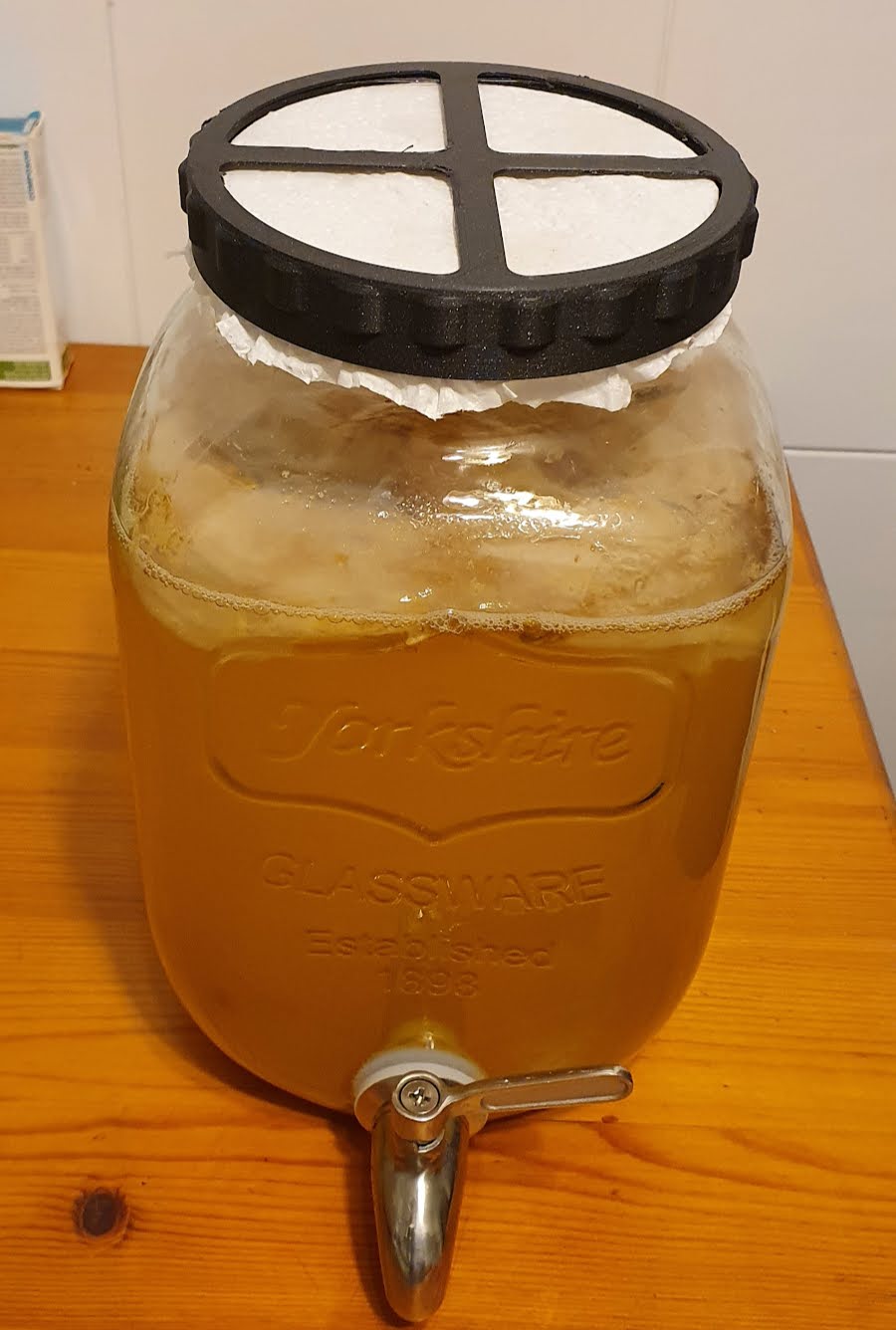 Threaded cover for kombucha brewing — thumbnail 2