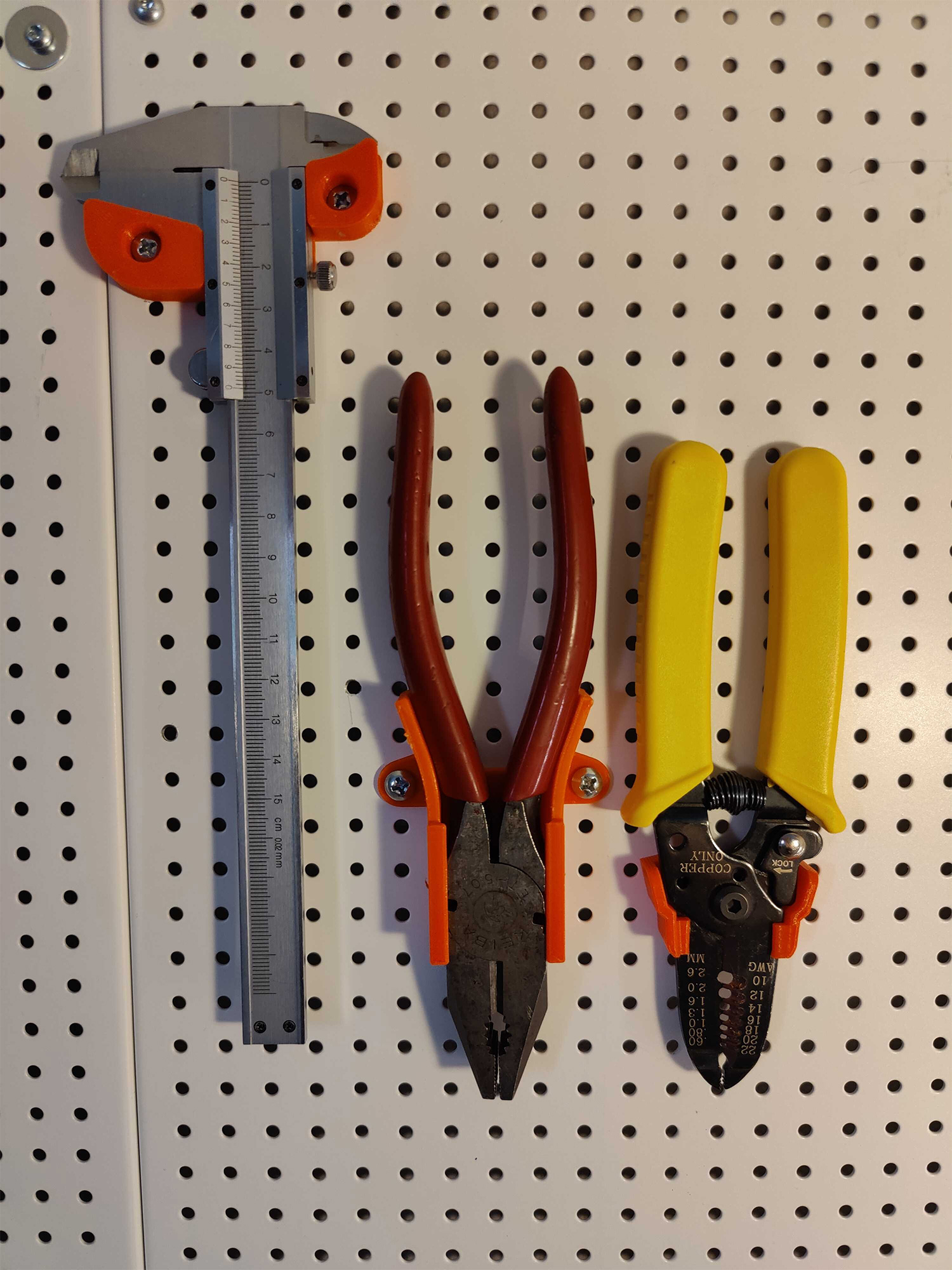 Tool holders for BILTEMA Pegboard