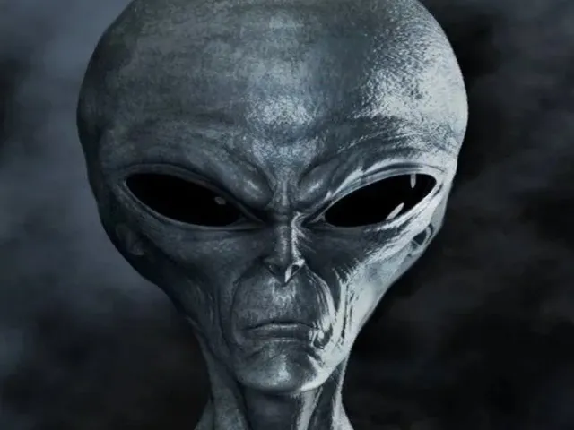 Alien (U.F.O)