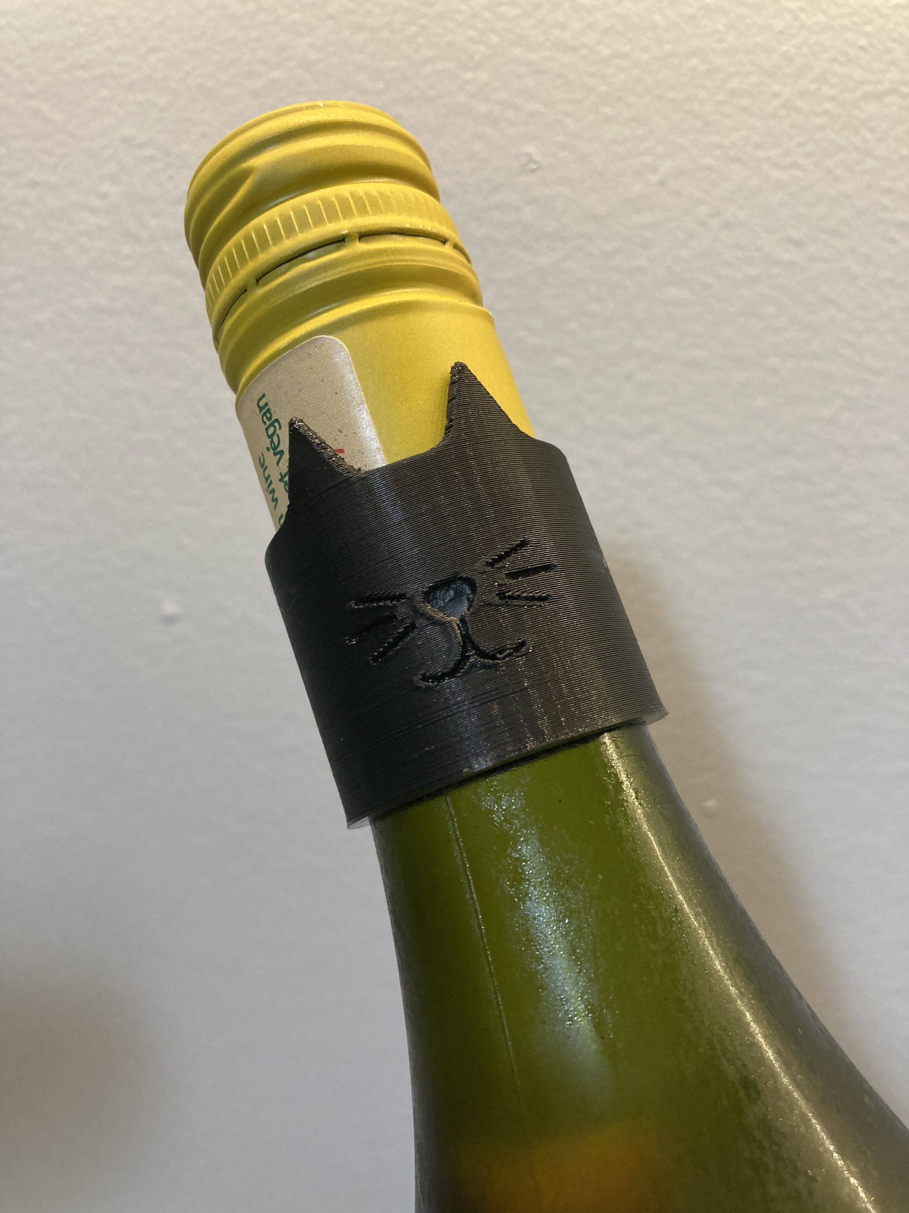Cat Wine Bottle Topper