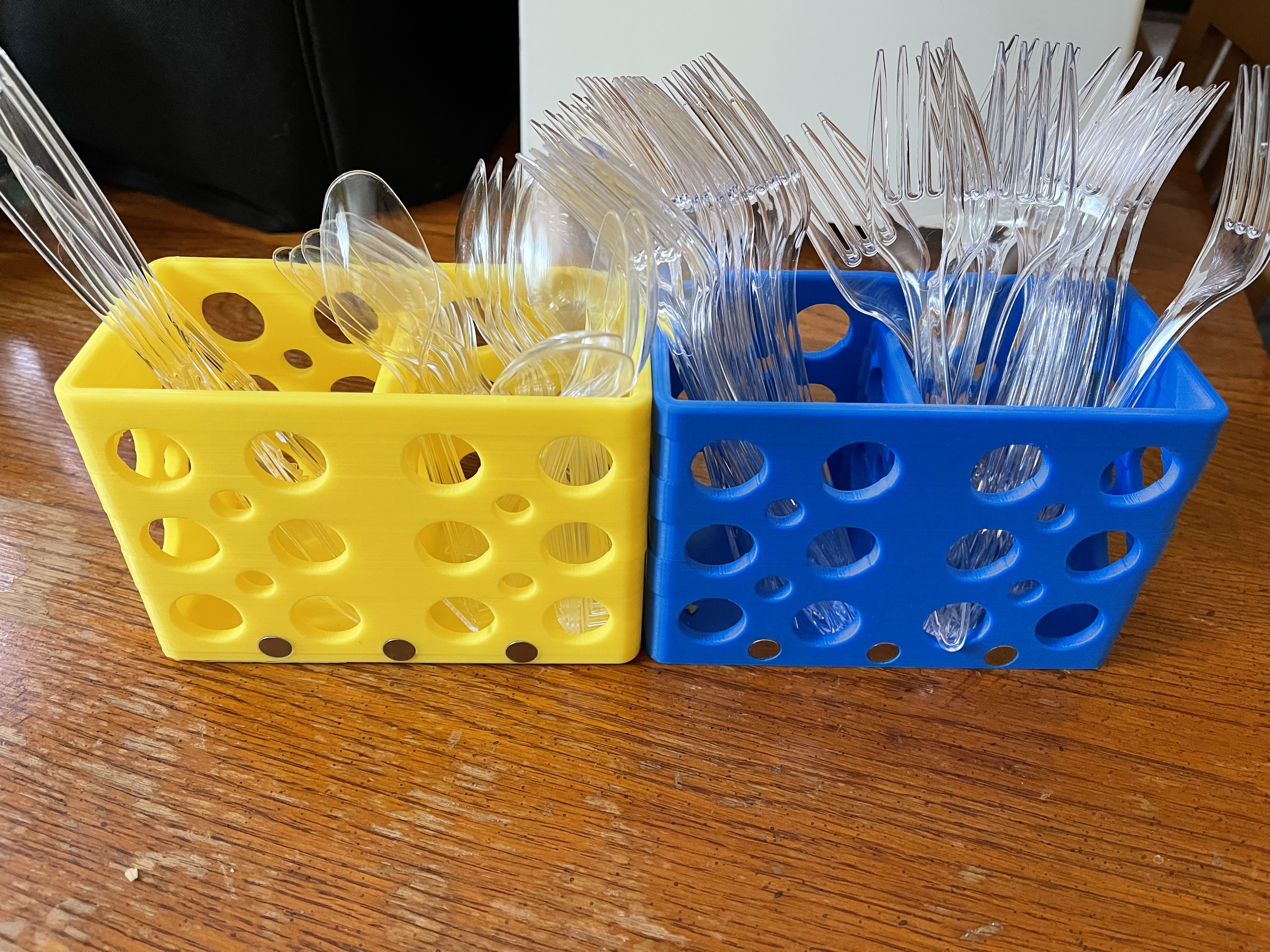 Divided Plasticware or Silverware Holder — miniatura 4