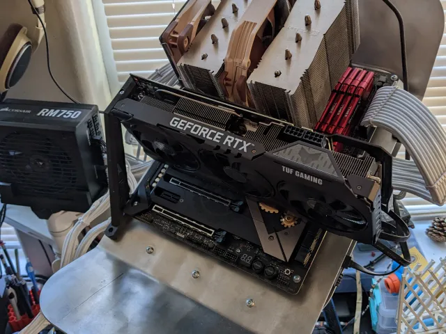 GPU holder with Fusion file
