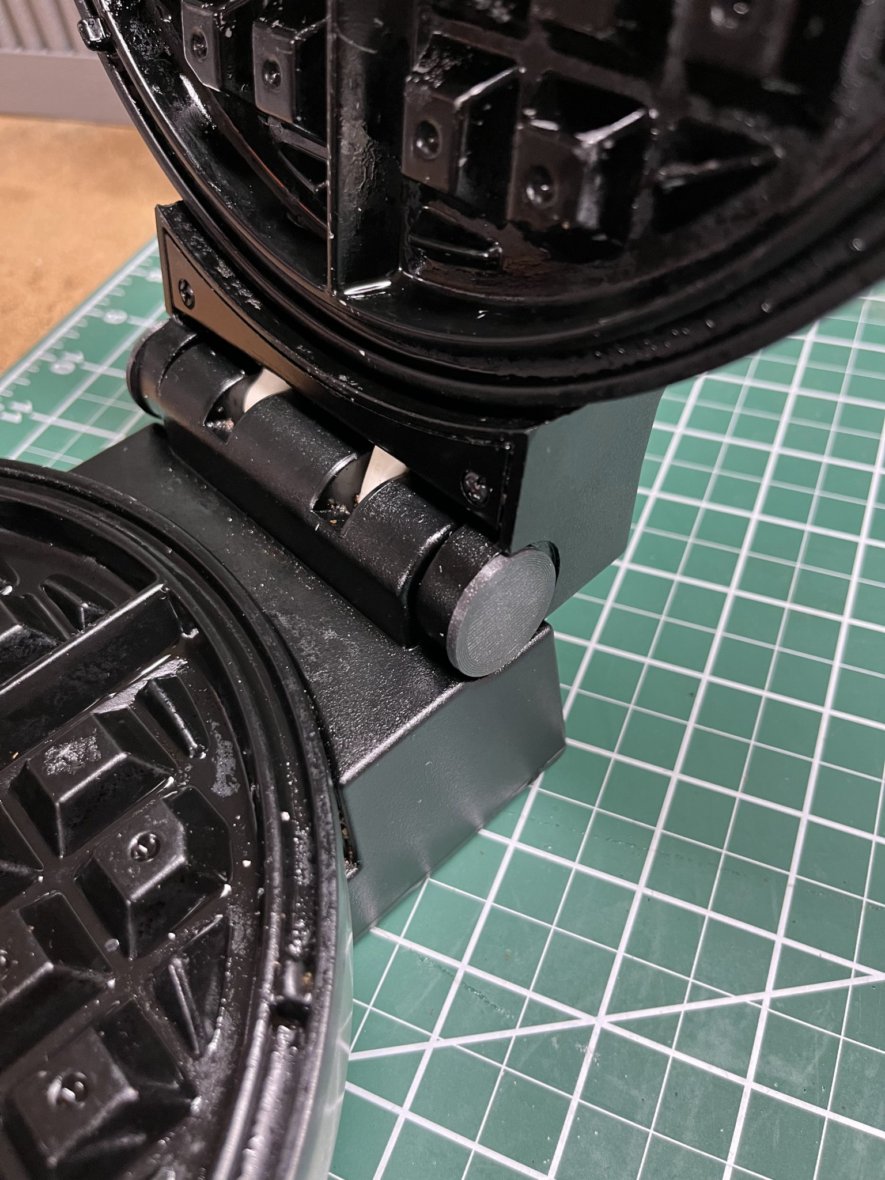 Replacement Hinge Peg for BLACK+DECKER Belgian Waffle Maker by meub