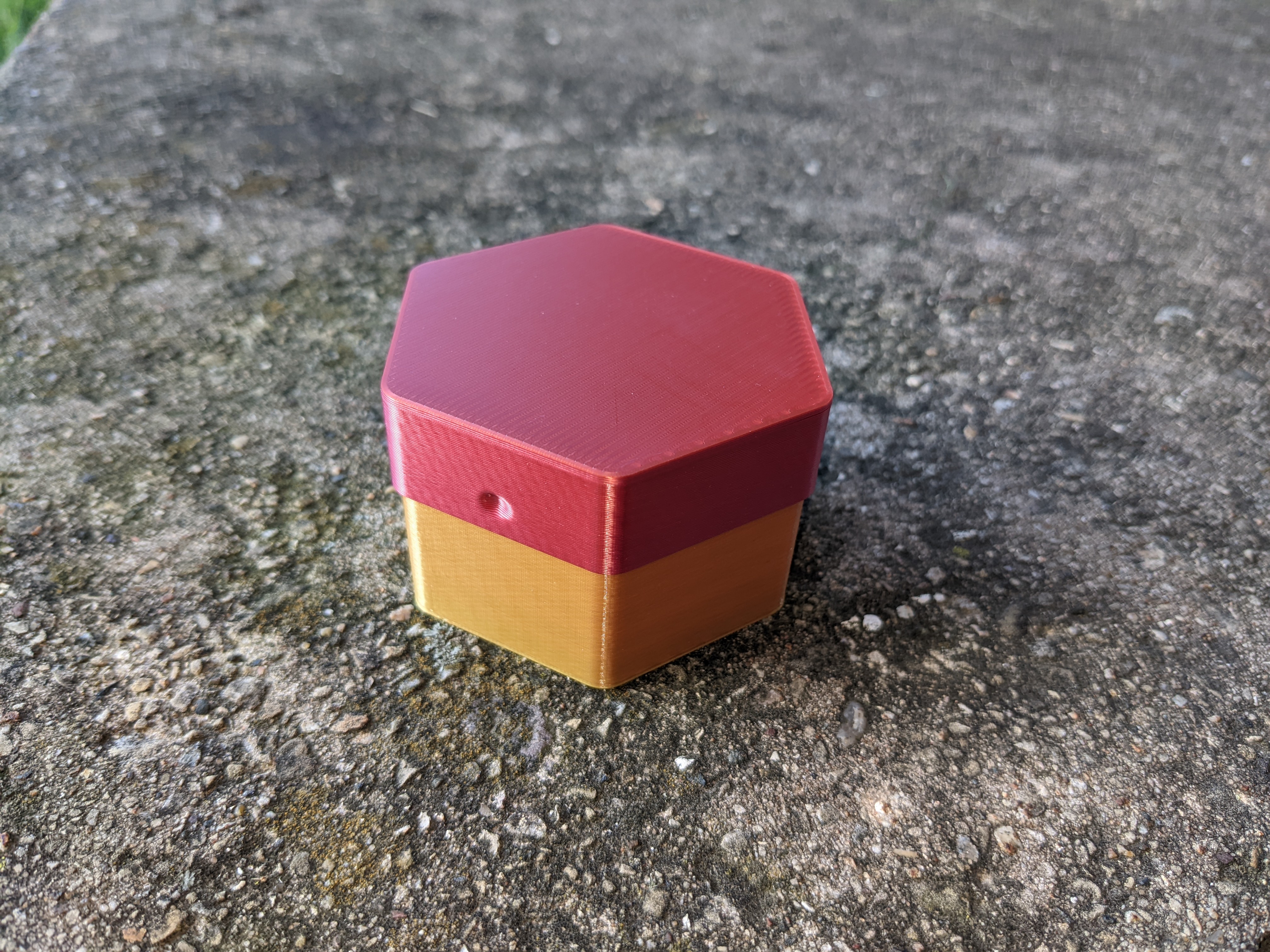Hex box with snap on lid