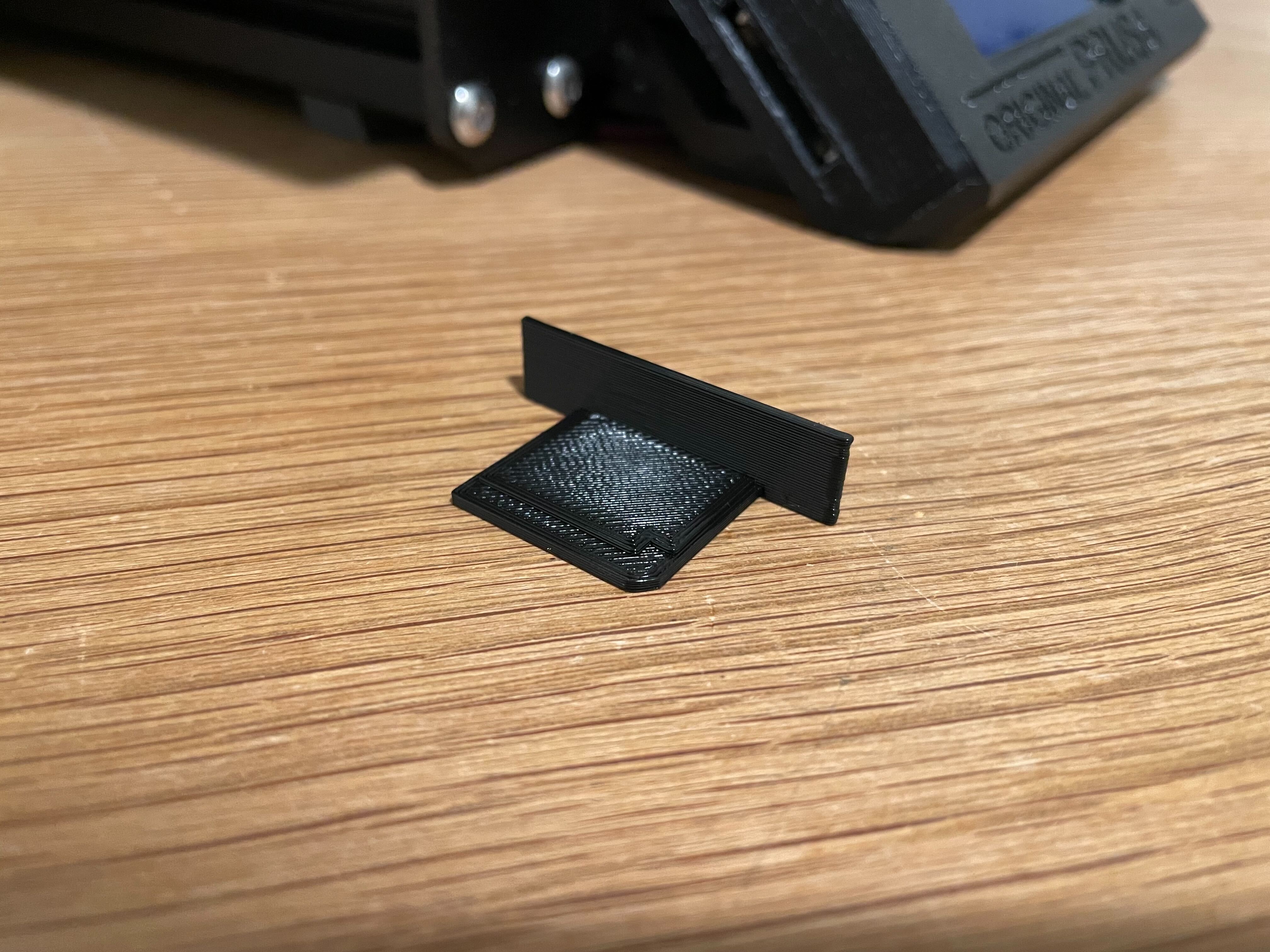 Prusa SD Card Dust Cover by Willis Works Download free STL model