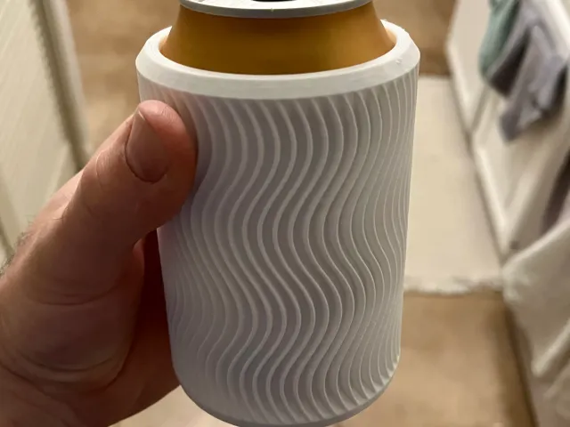 Wavy Koozie