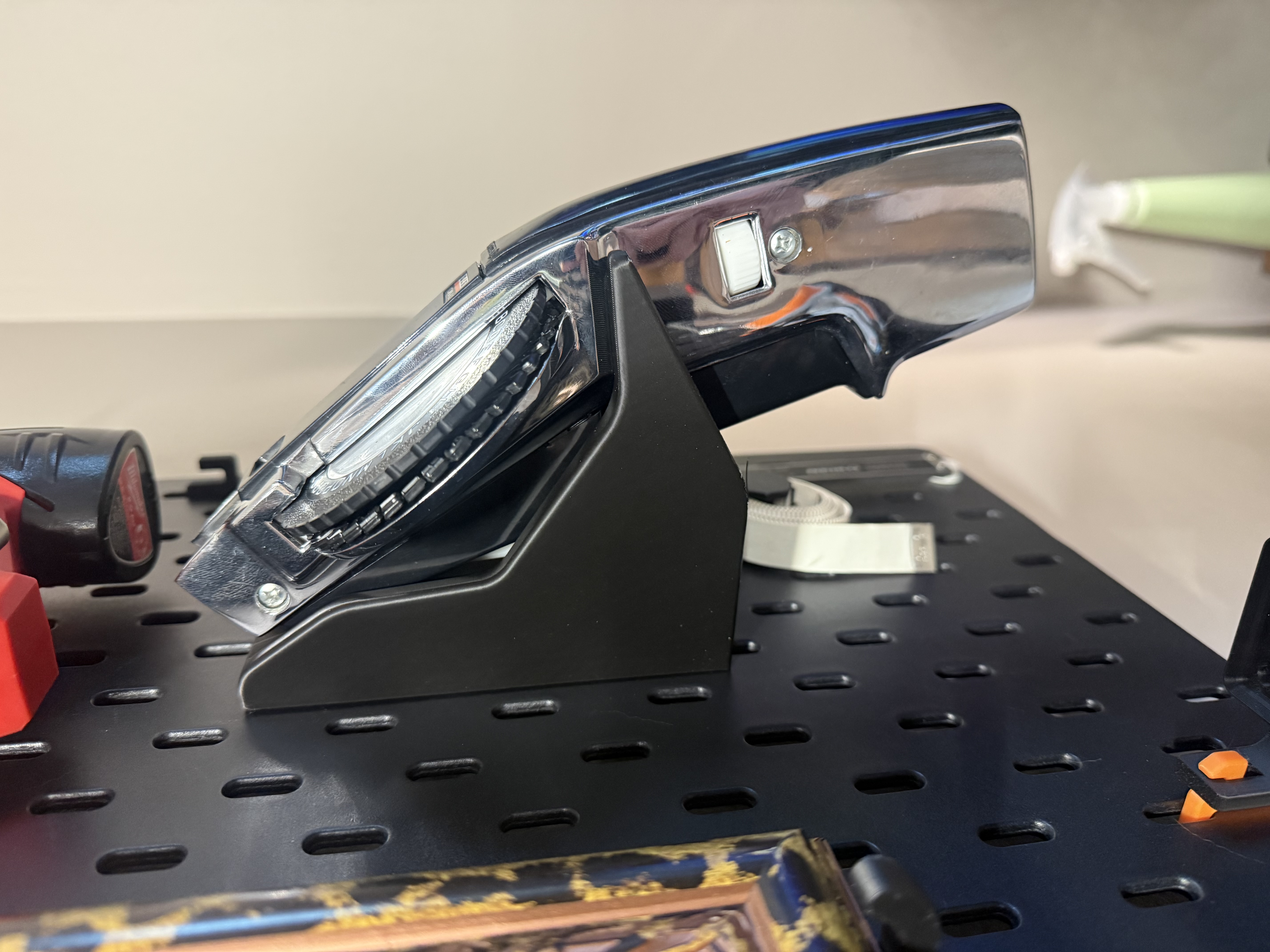 Dymo 1570 Skadis Holder