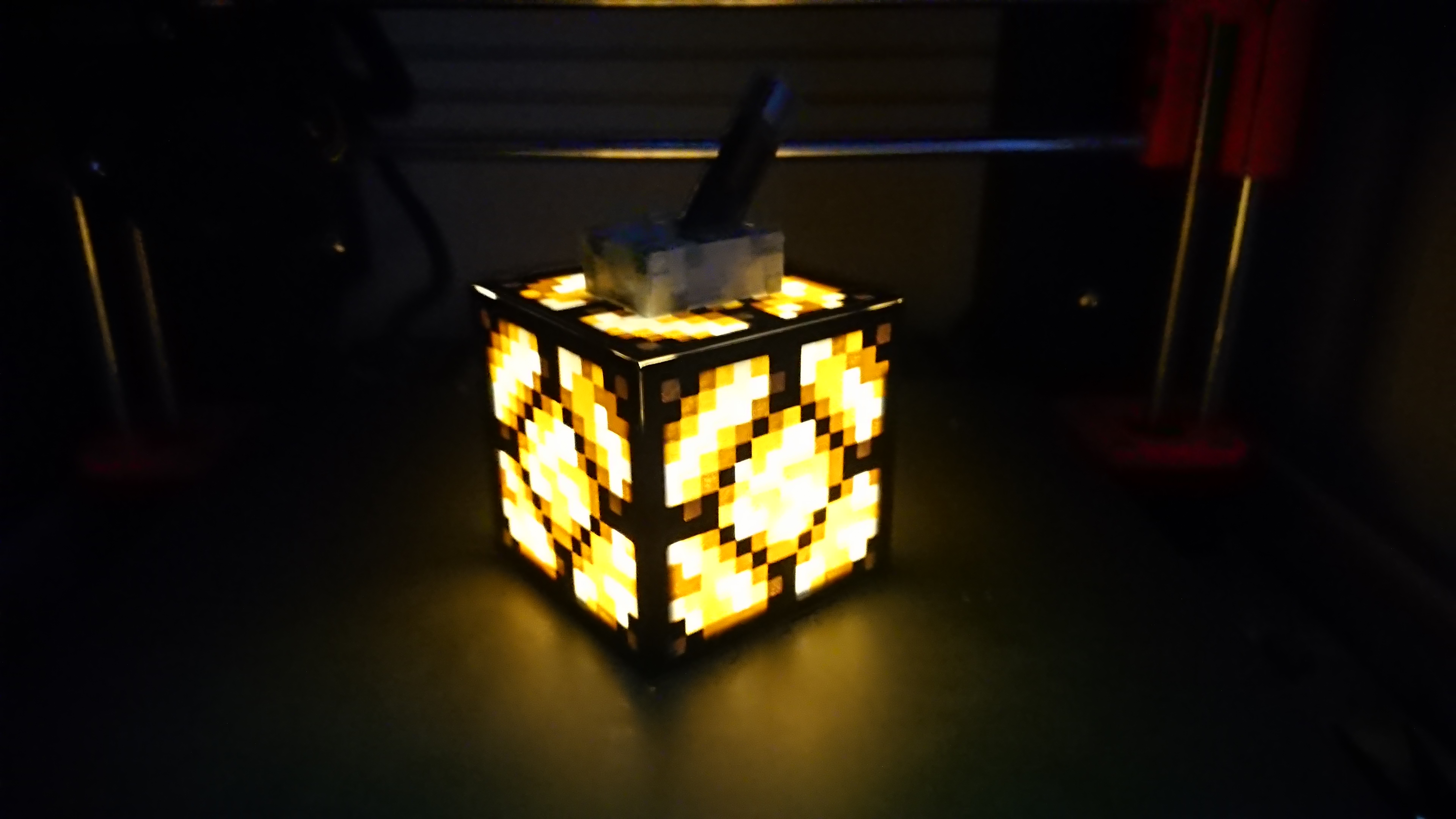Miniatura 4 do modelo 3D Minecraft redstone lamp