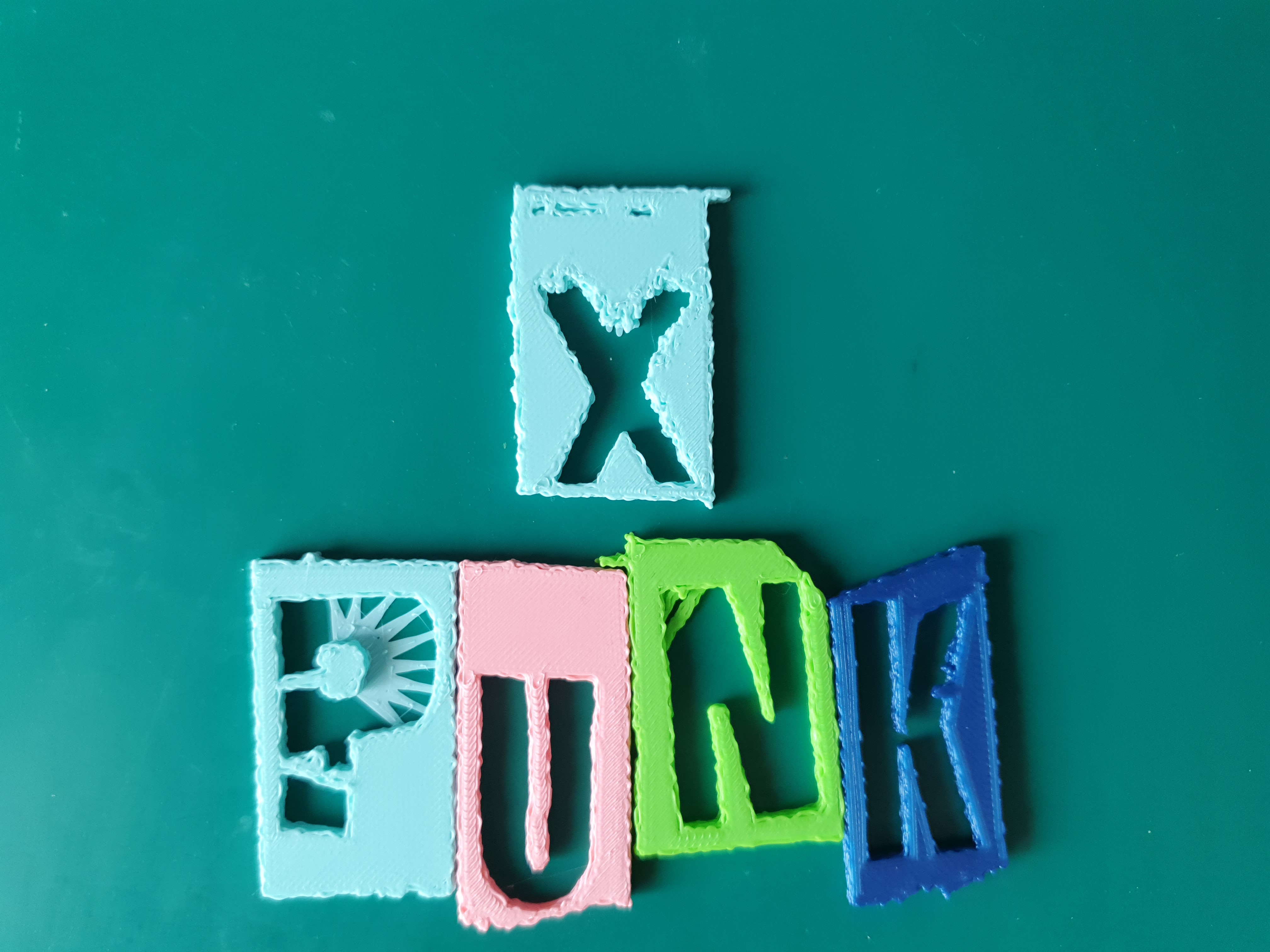 *️⃣ Punk font letter X