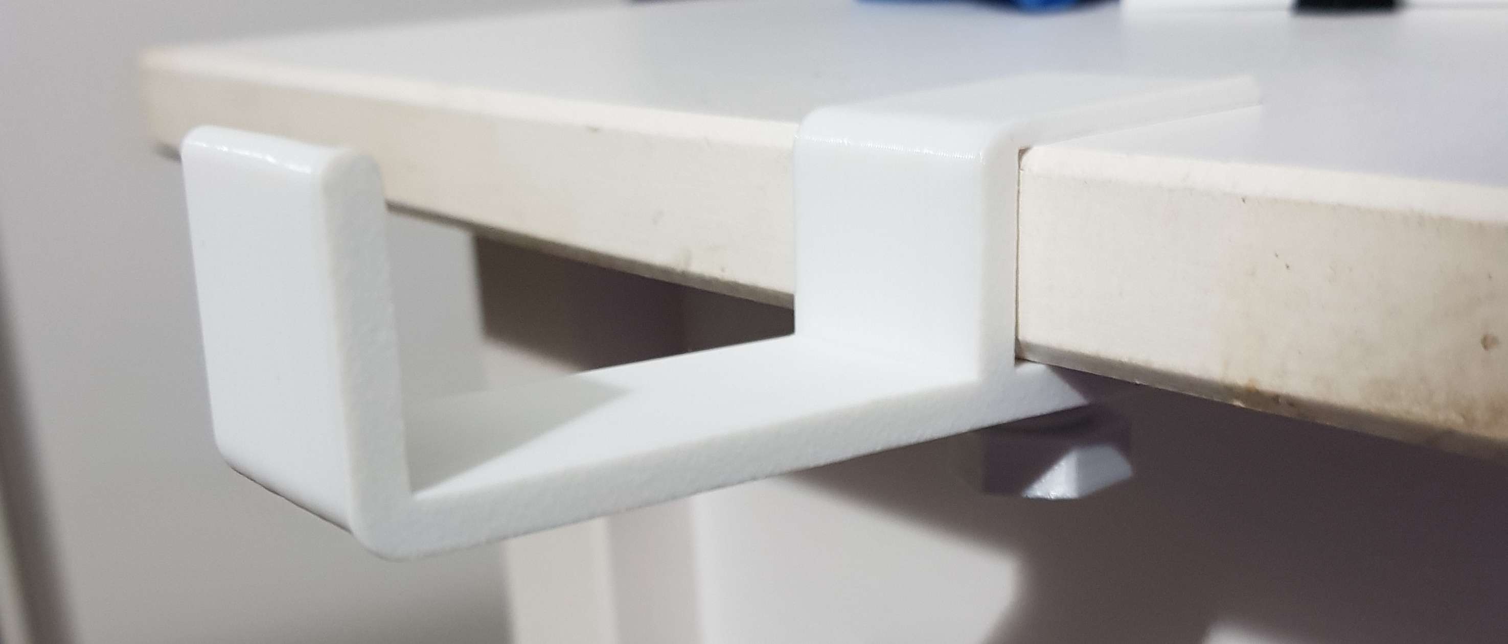 Tableside Headphone Holder