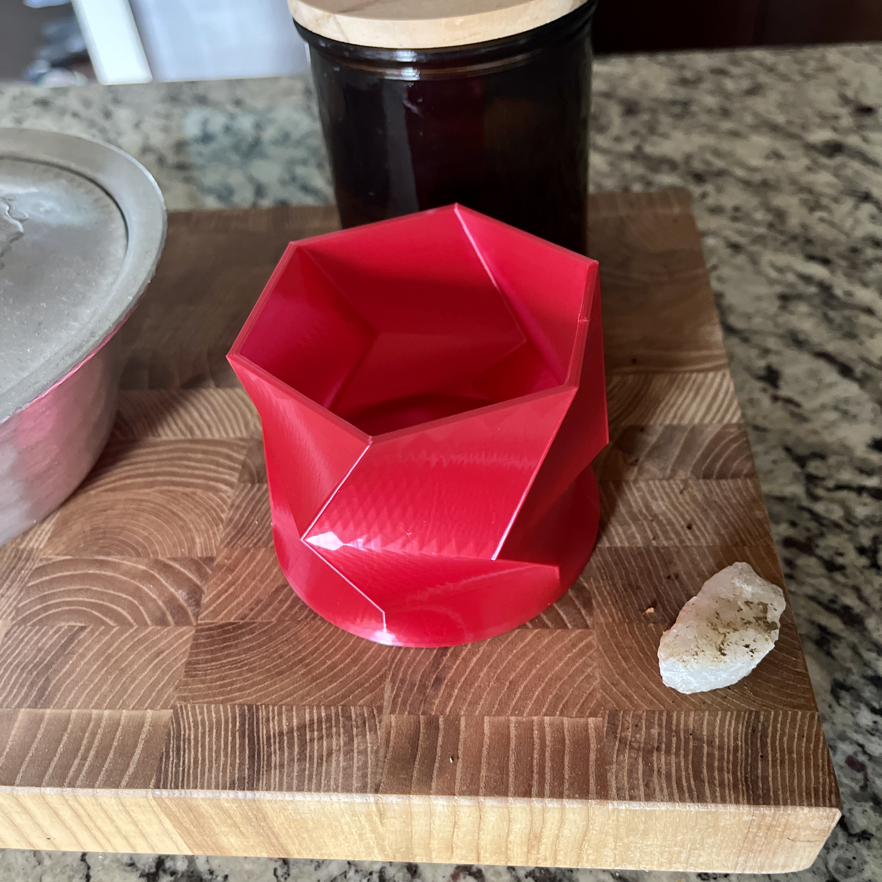 Crushed Hexagon Twist Planter