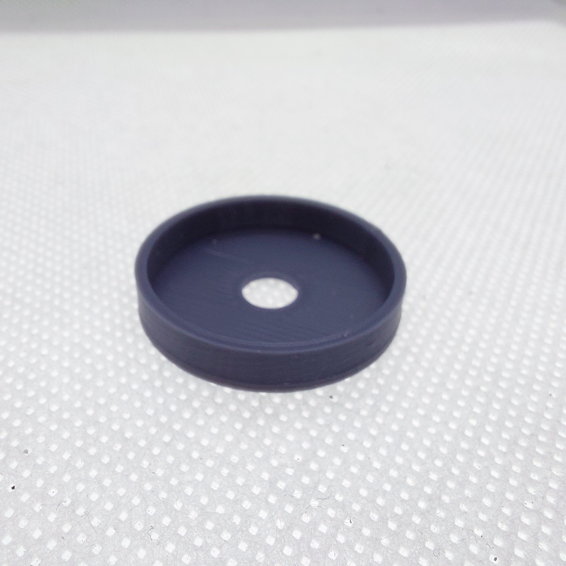 Miniature base magnet applicator