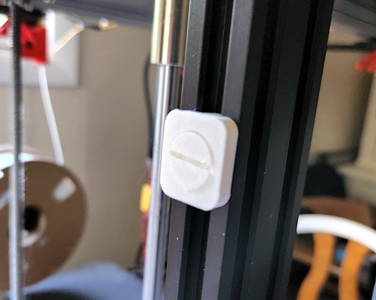 2020 Twist Lock Base