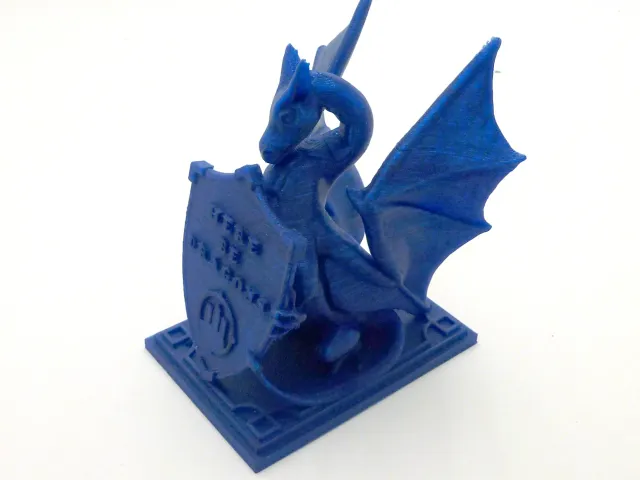 Roark The Dragon (Dragon sculpt with customisable shield)