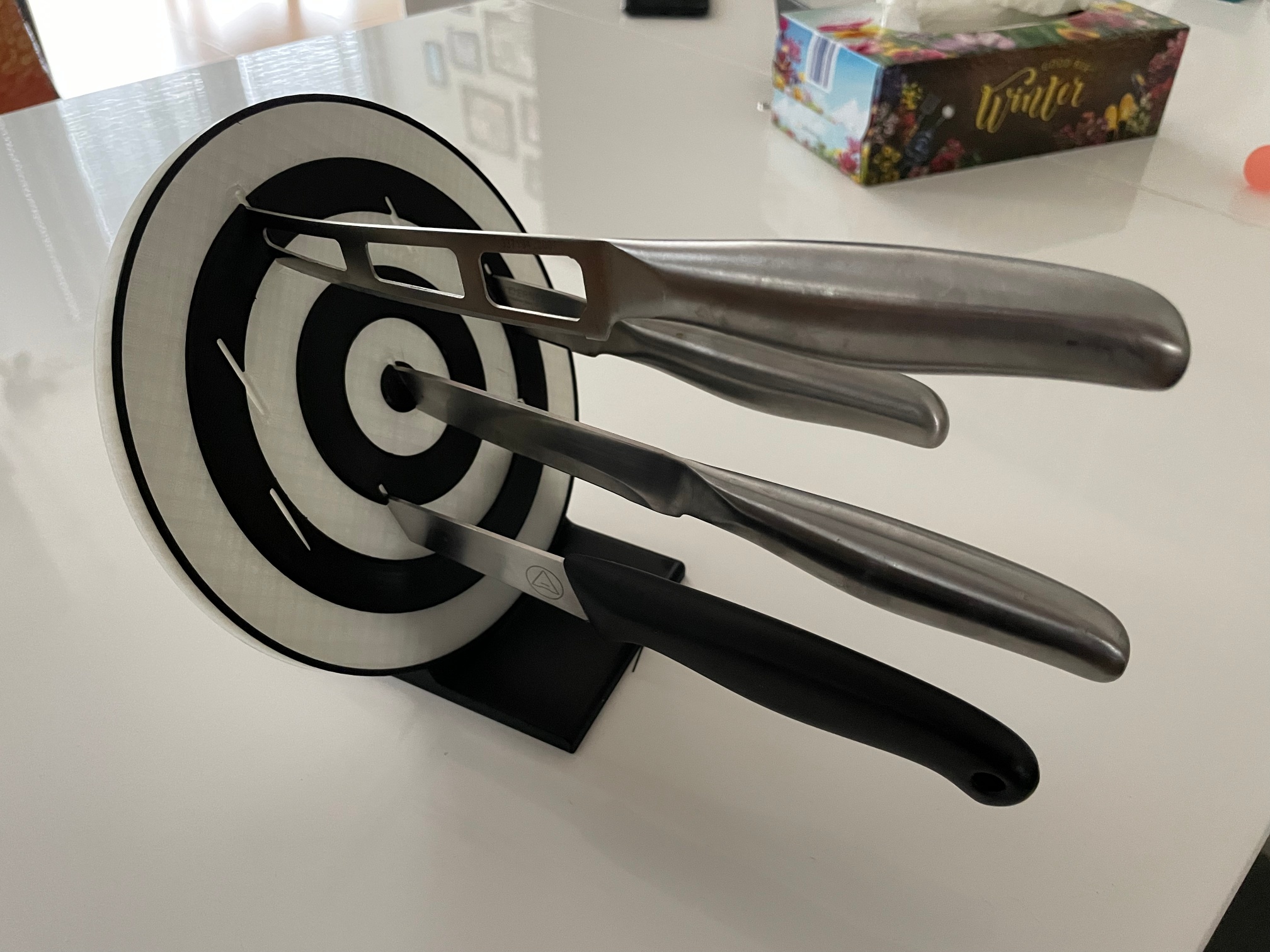 Knife holder Target