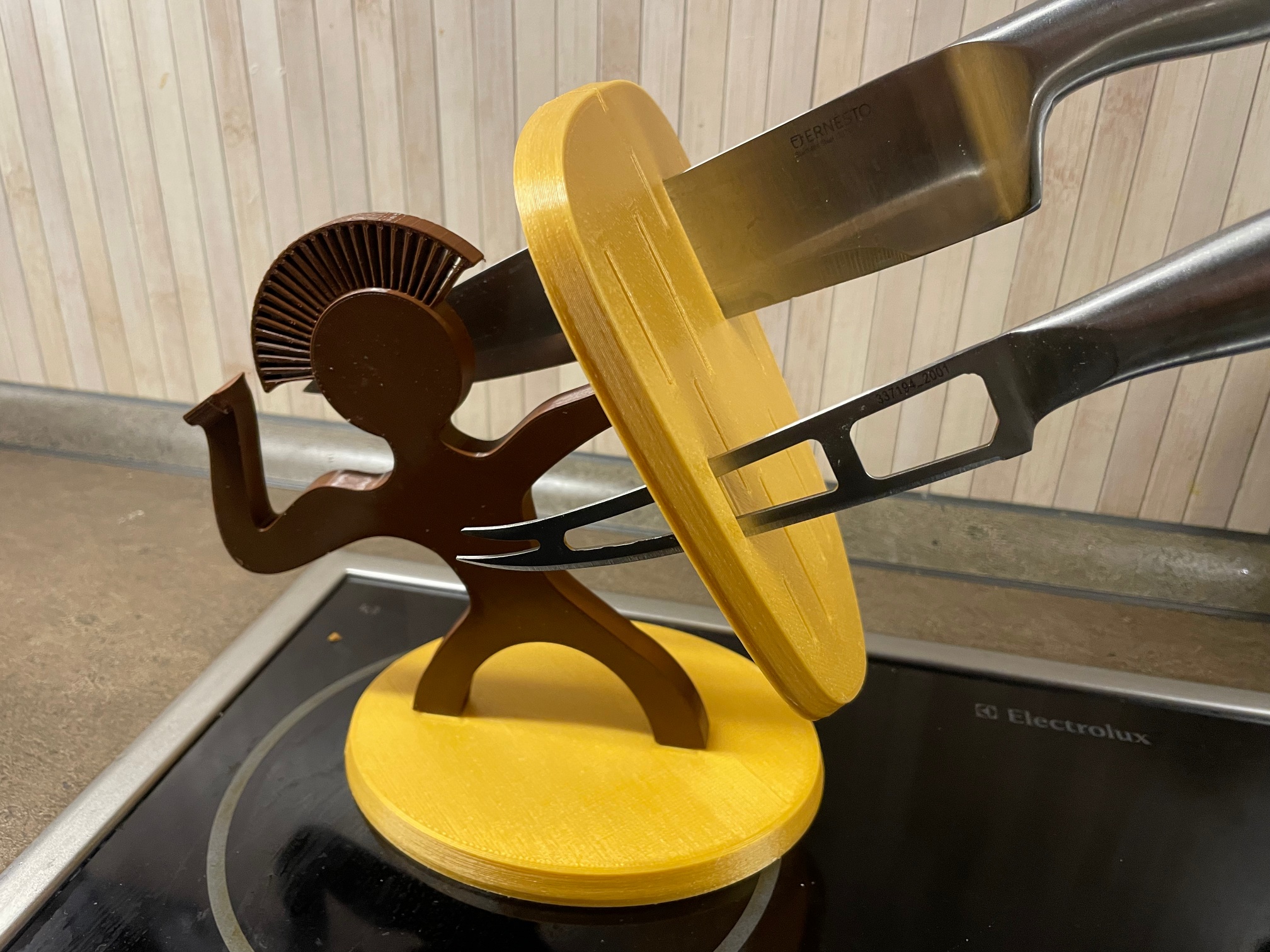 Warrior Knife Rack Knife holder Warrior par RostaP | Téléchargez gratuitement un modèle ...