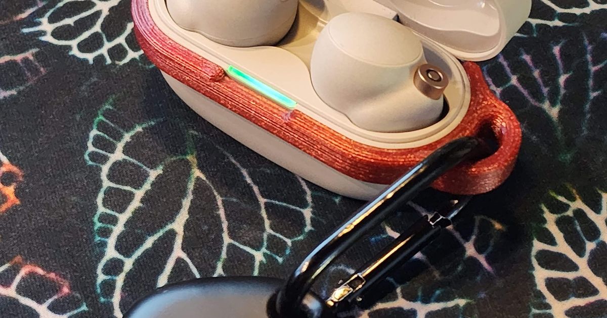 Sony WF1000XM4 Headphone tracker clip by Jordan Janzen Download free