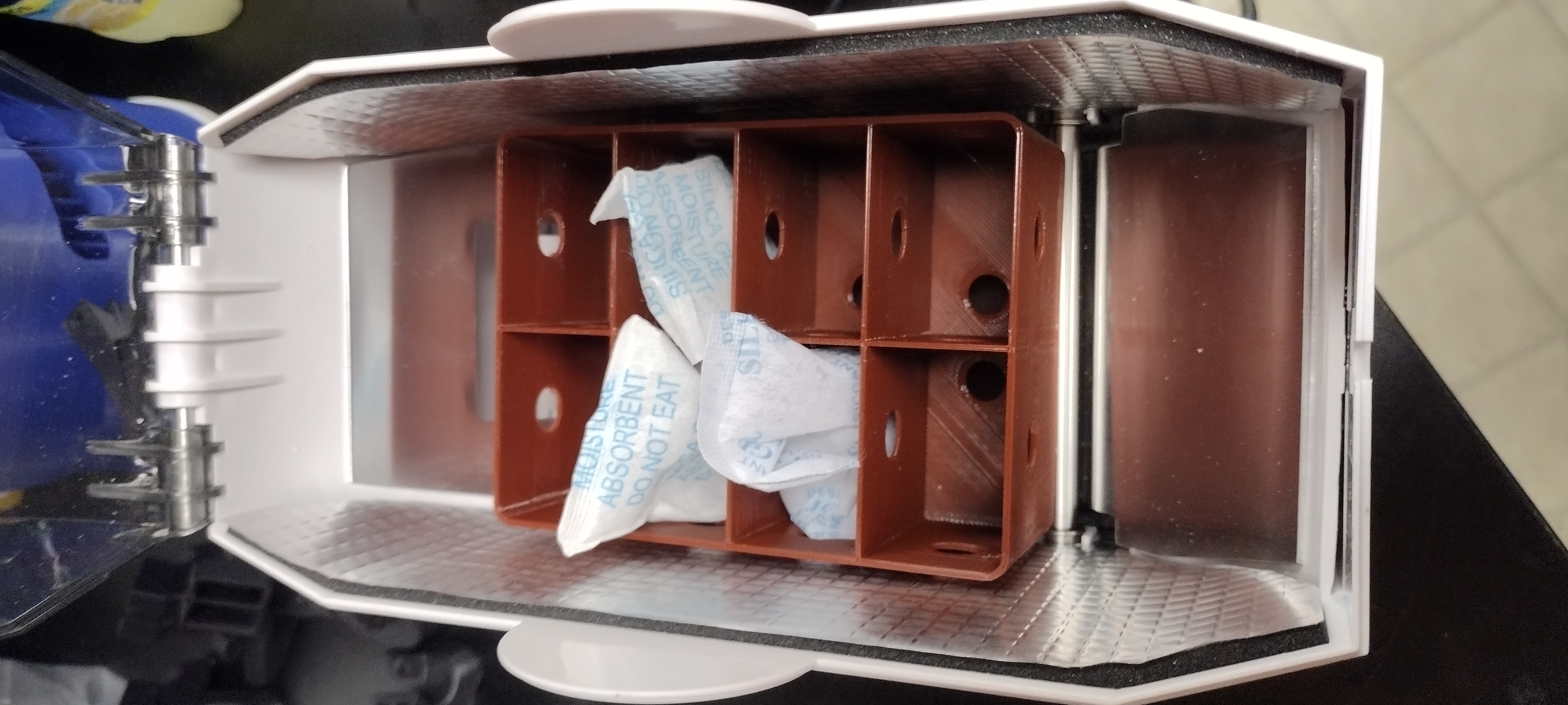 eSUN eBOX Desiccant holder for recharging desiccant packets