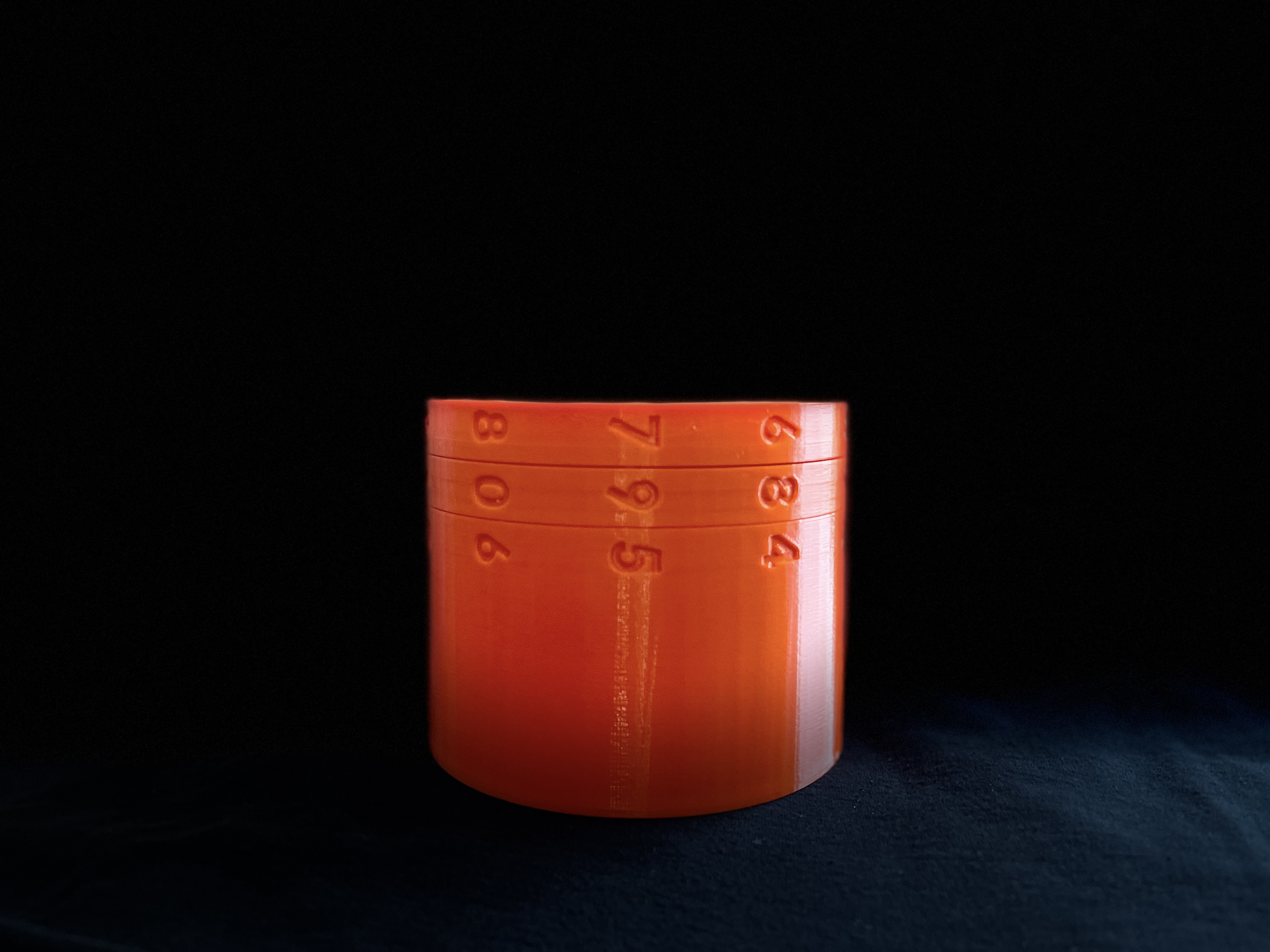 Miniatura 2 do modelo 3D 3 digit combination lock BOX